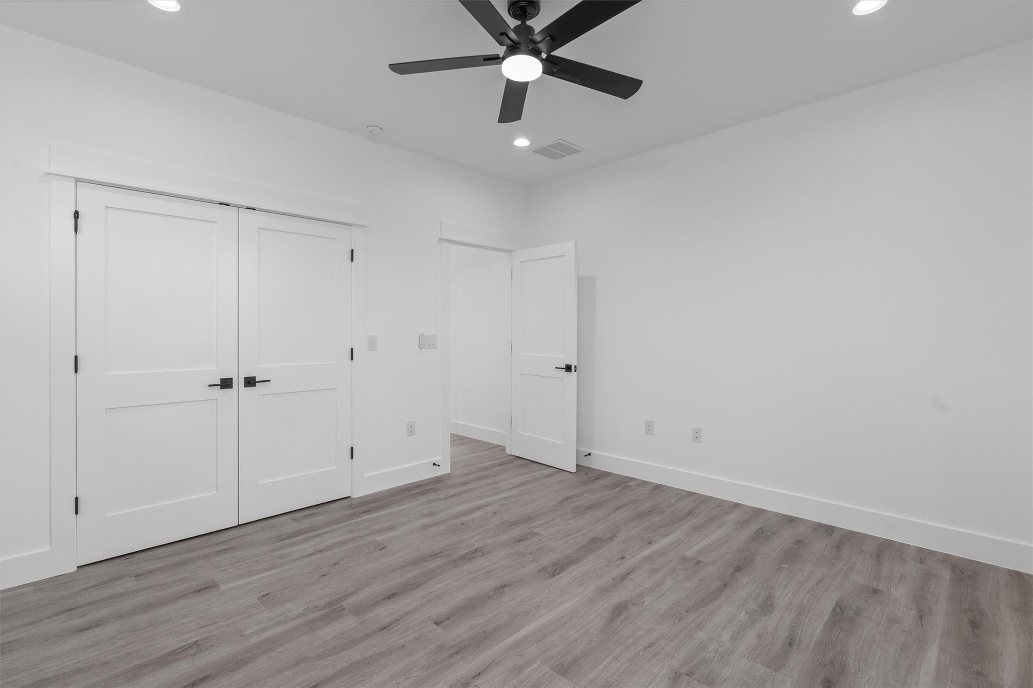 109 Rocky Summit Ct Property Photo 23