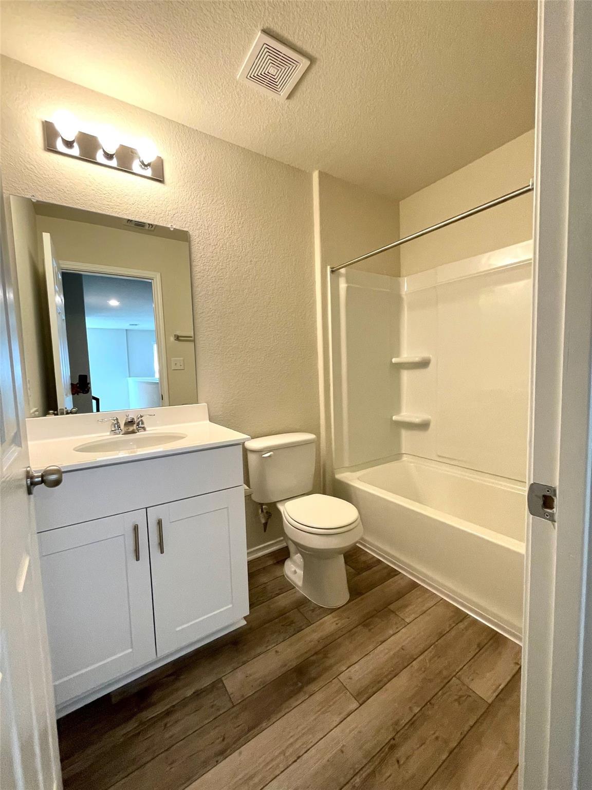 51 Pacific Loon St Property Photo 10
