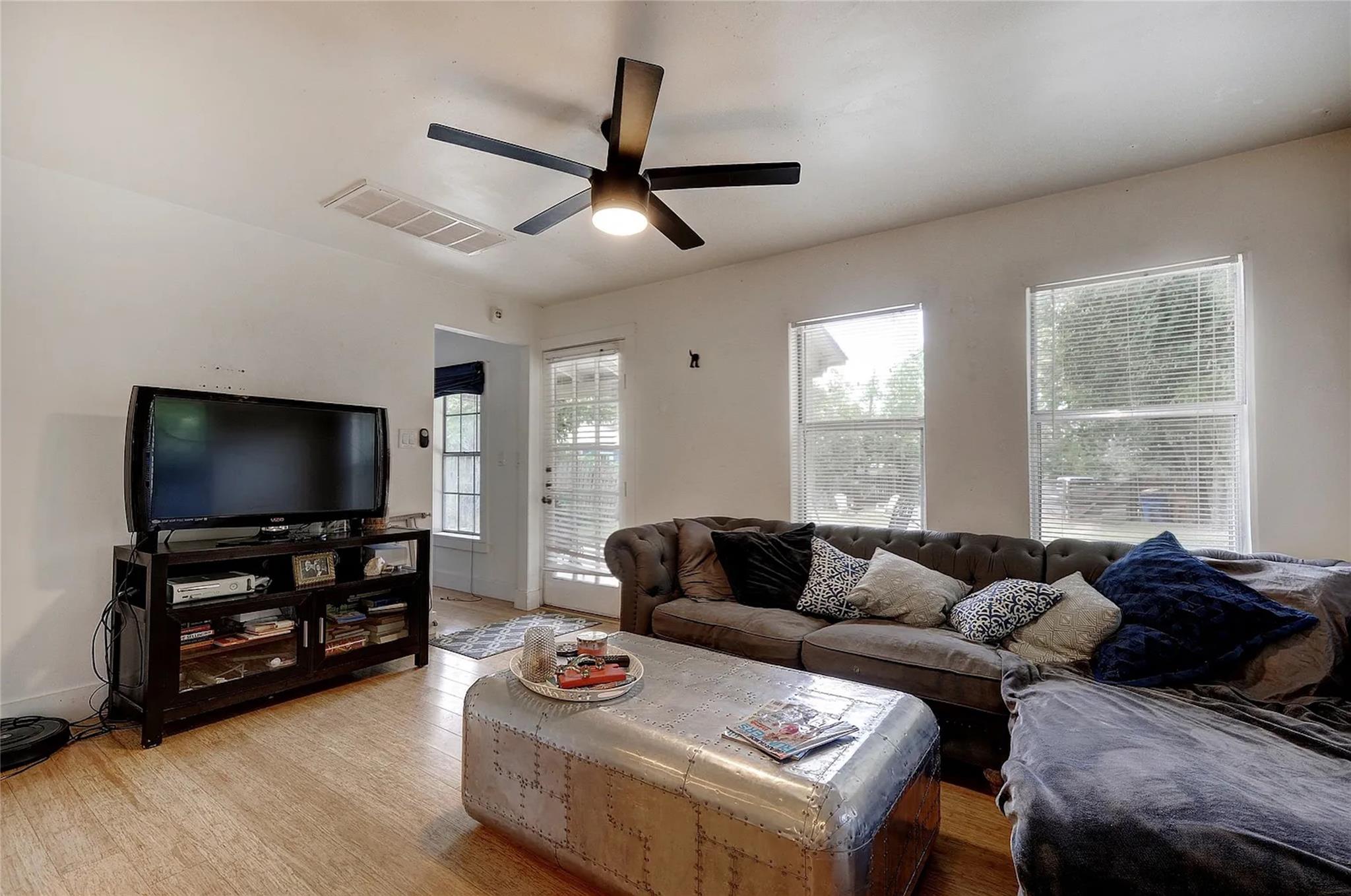 506 W Saint Johns Ave Property Photo 15