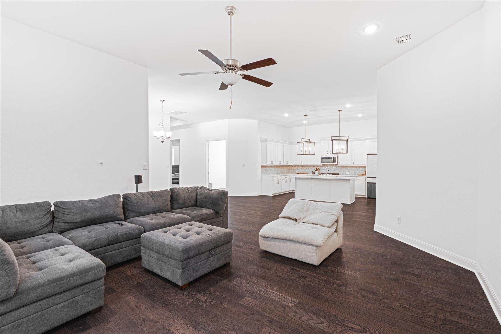 3037 Sage Ranch Dr Property Photo 8