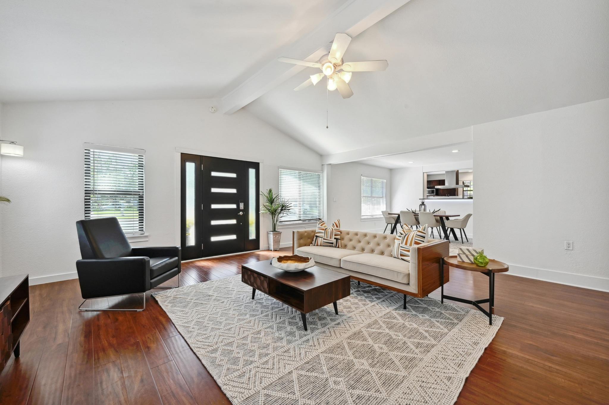 4607 S Forest Dr Property Photo