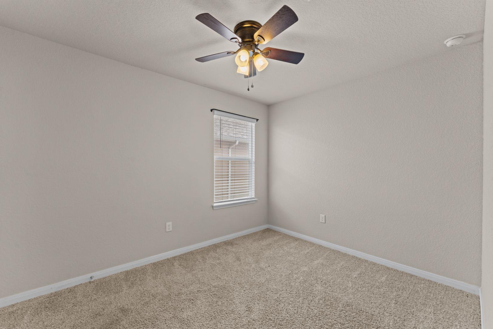 109 Rochester Ln Property Photo 18