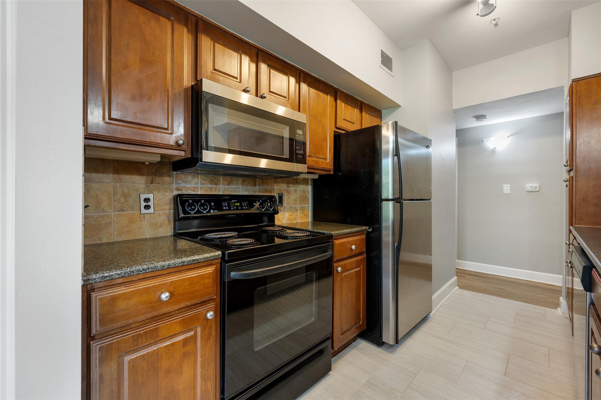 7701 Rialto Blvd #1433 Property Photo 10