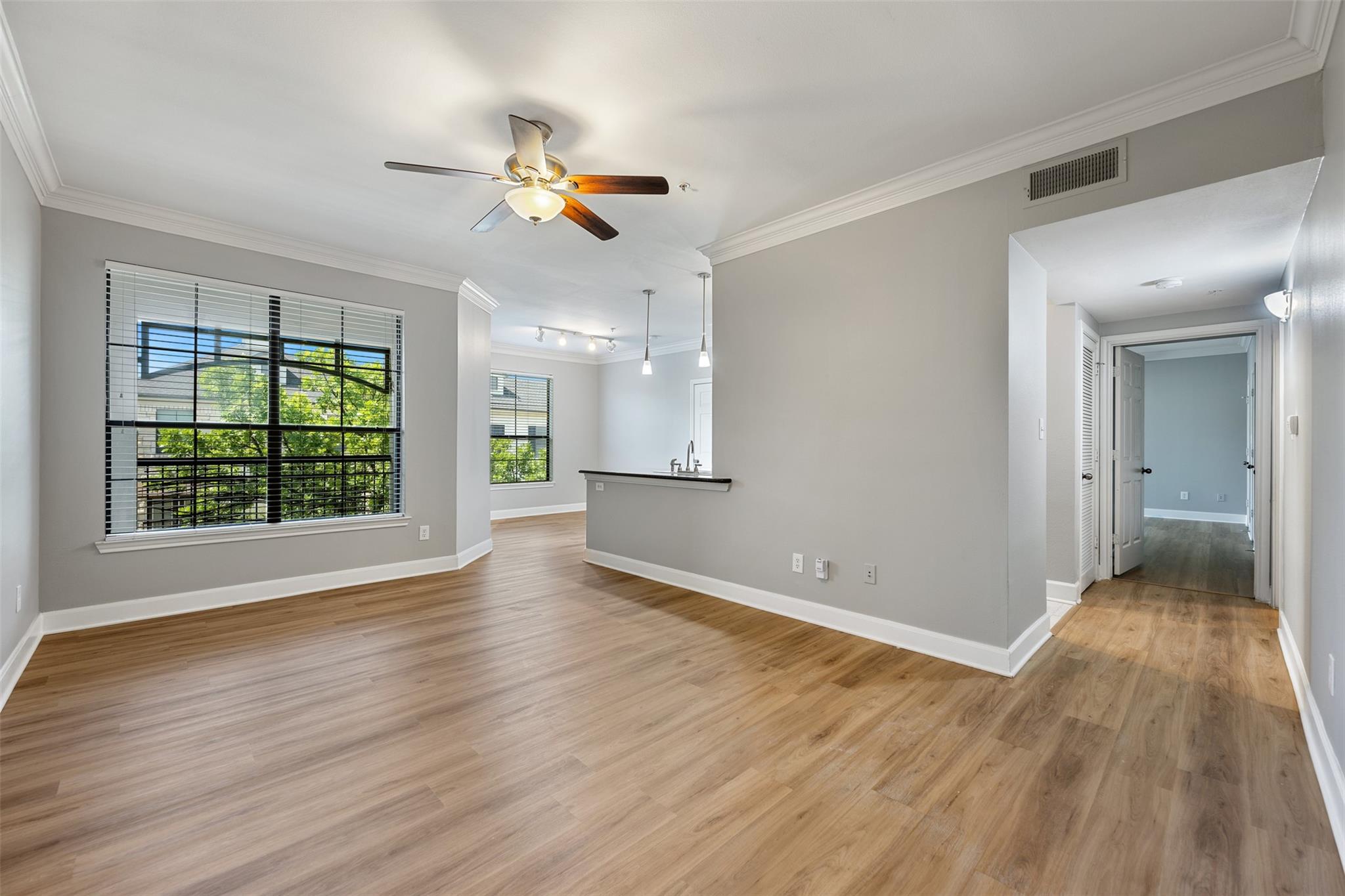 7701 Rialto Blvd #1433 Property Photo 15