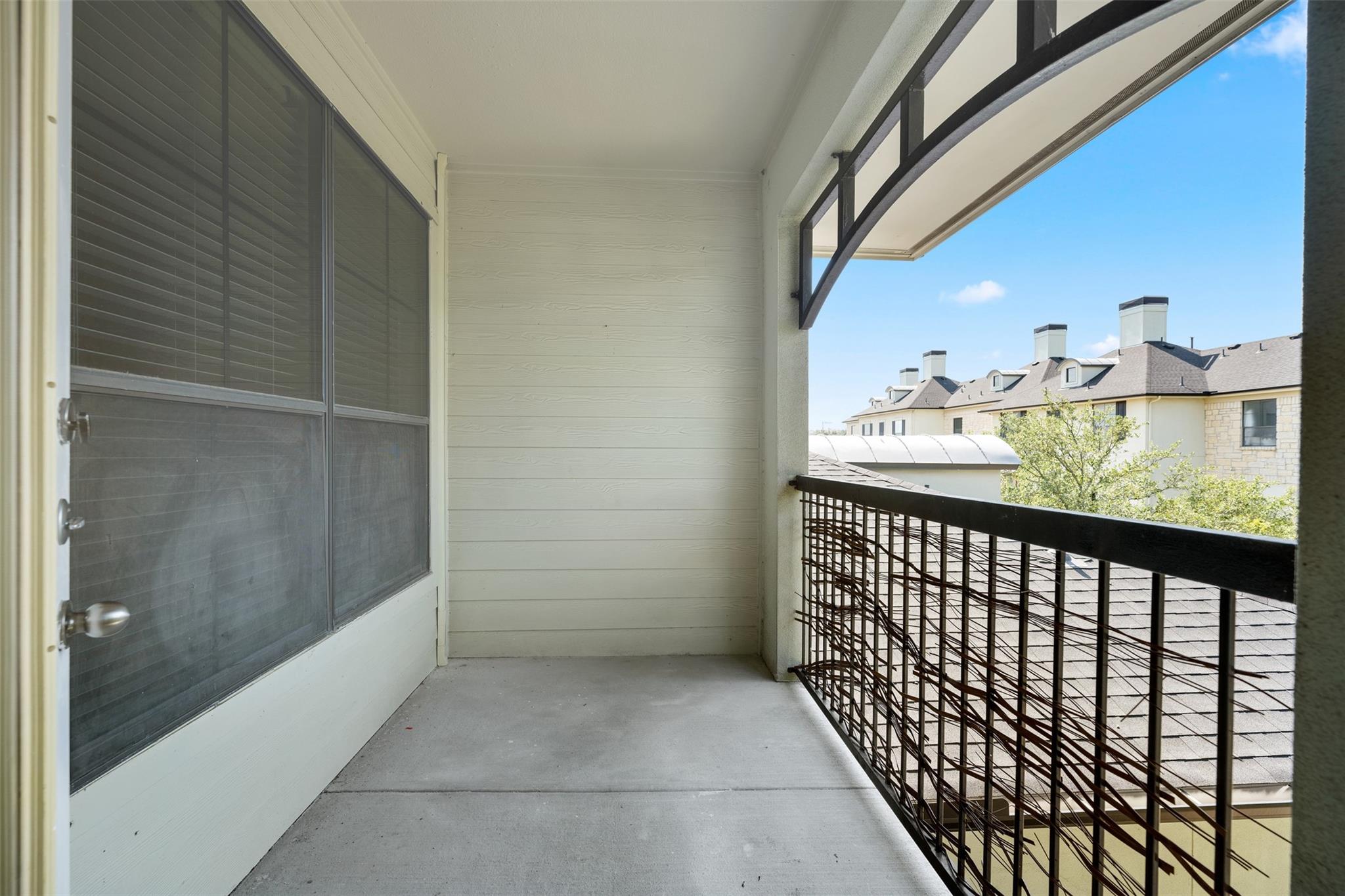 7701 Rialto Blvd #1433 Property Photo 20