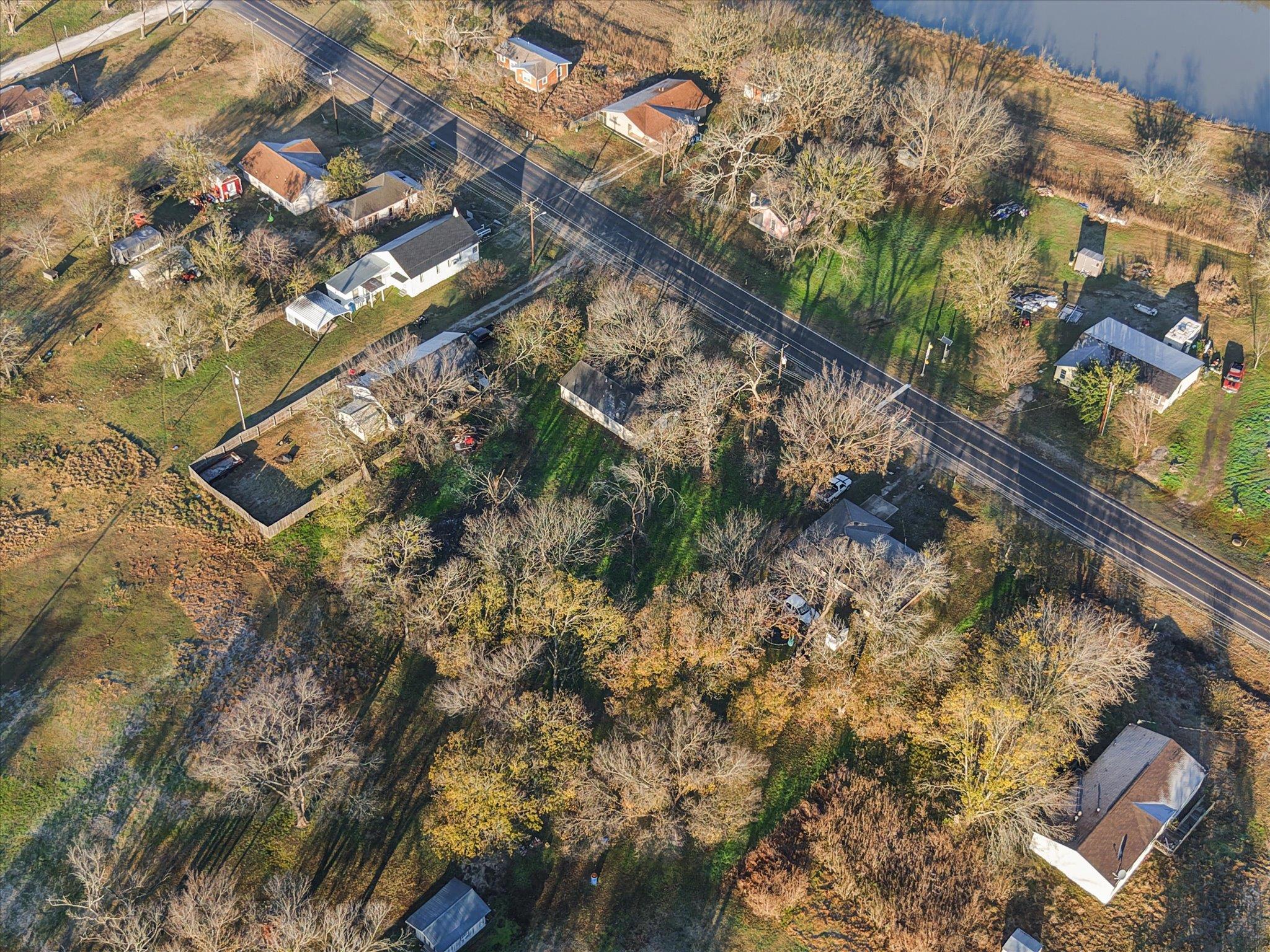 315 S Fm 709 Rd E Property Photo 9