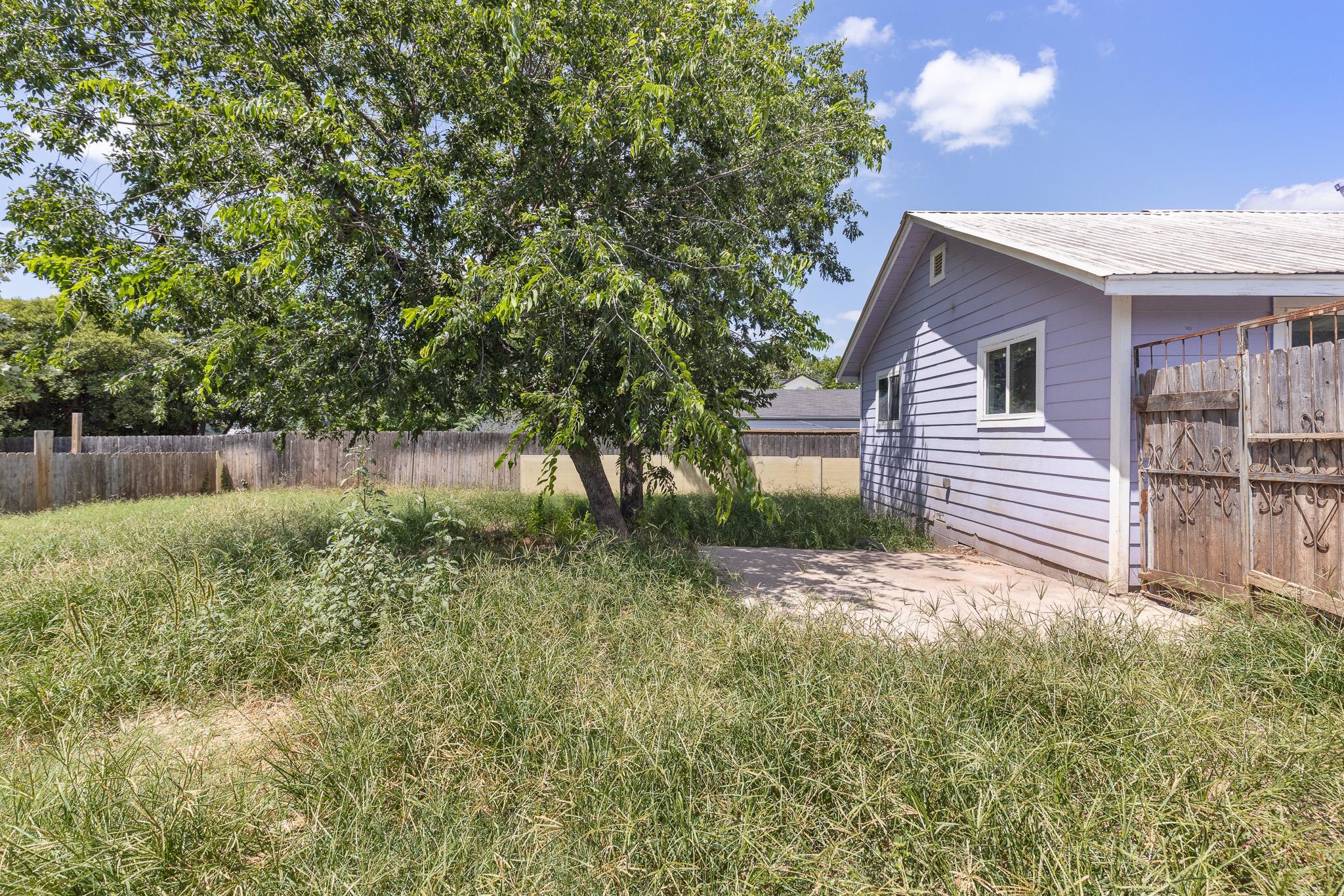 7402 Providence Ave Property Photo 35