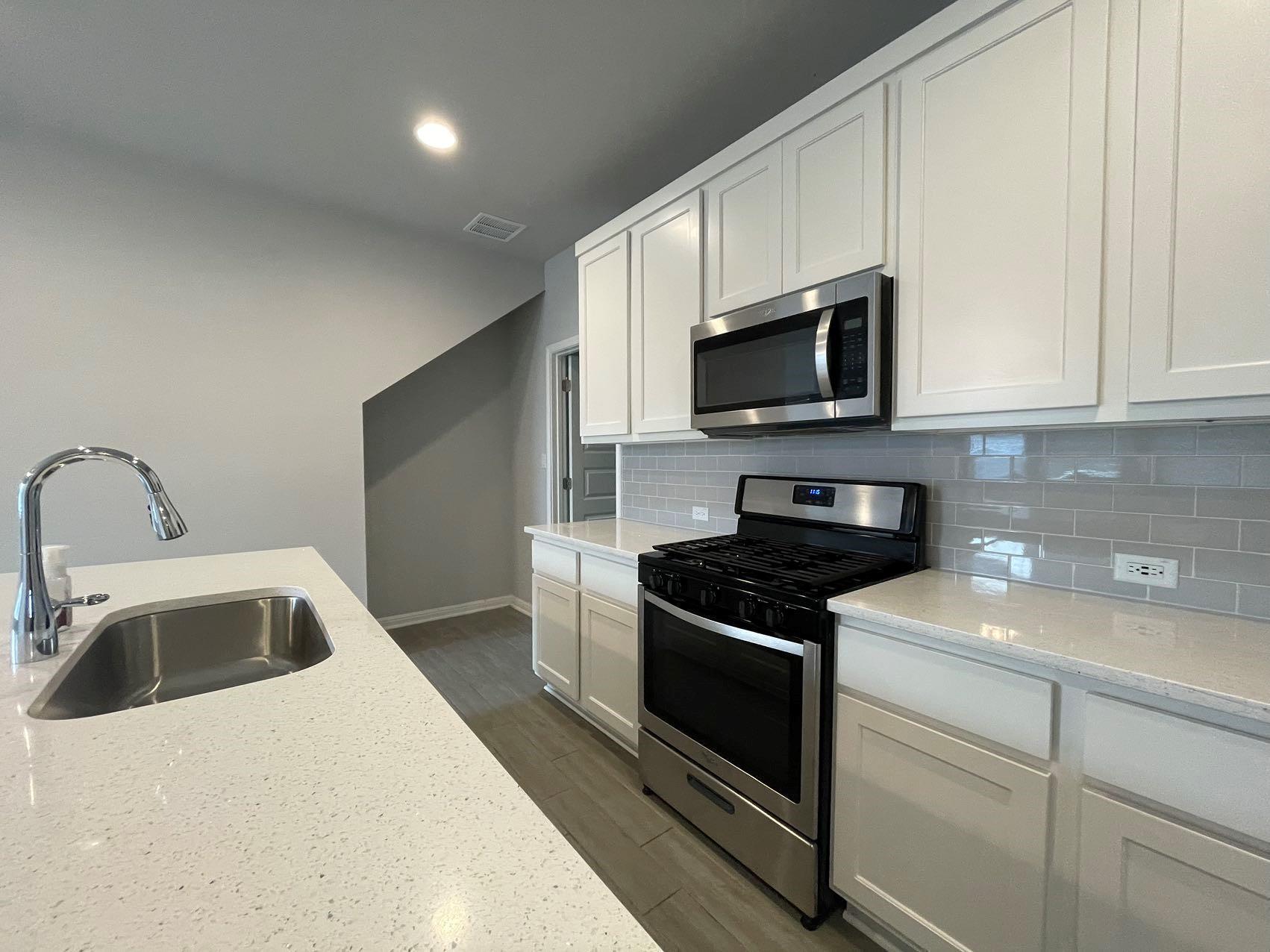 1029 Kerrwood Way Property Photo 10