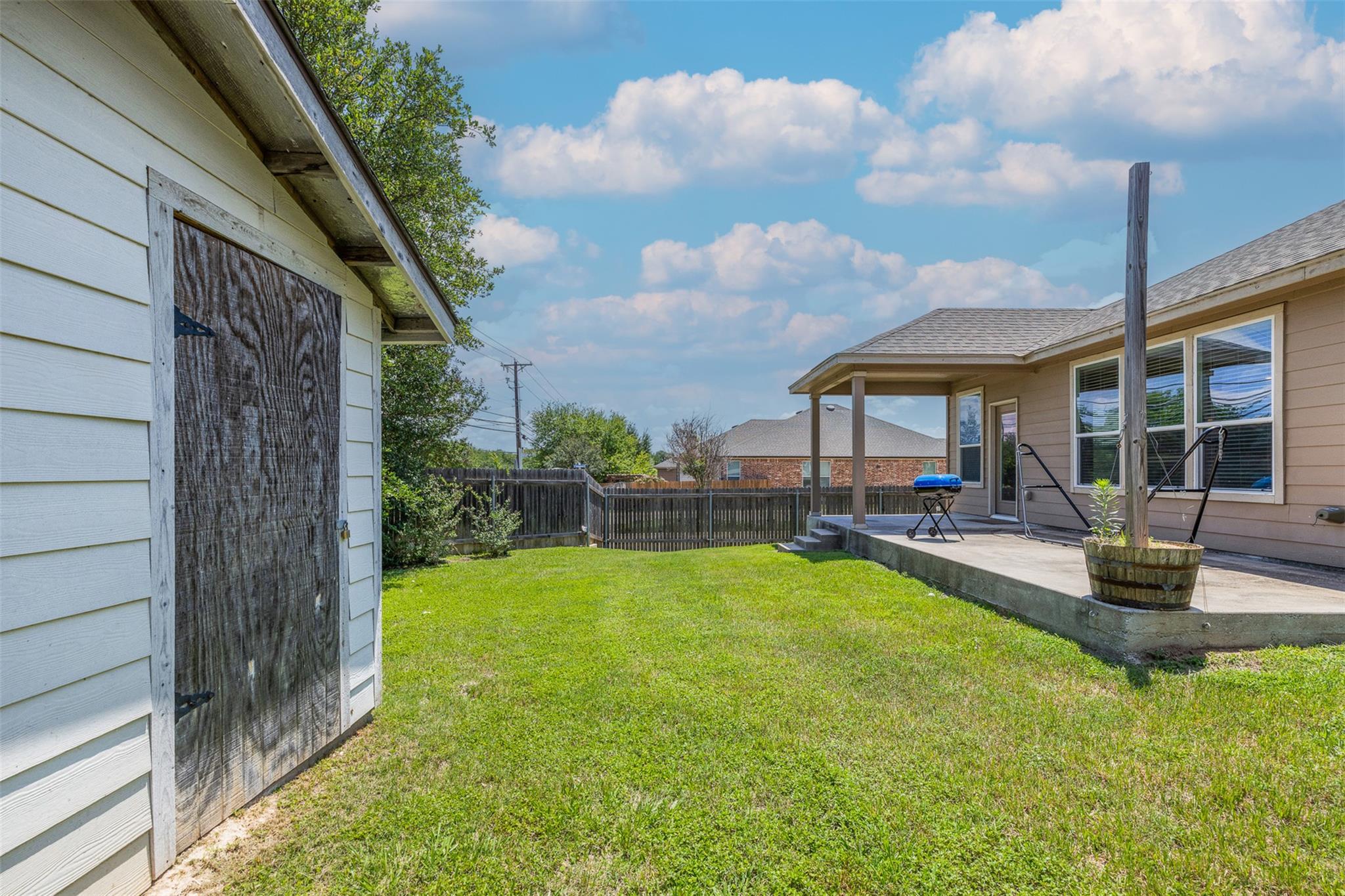 9104 Lonesome Oak Dr Property Photo 38