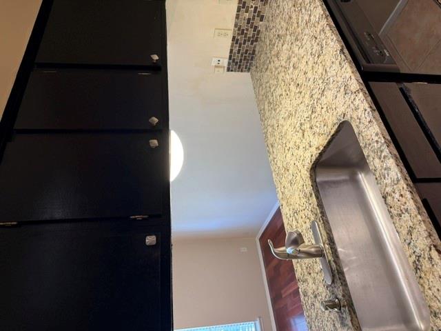202 E 45th St #304 Property Photo 3