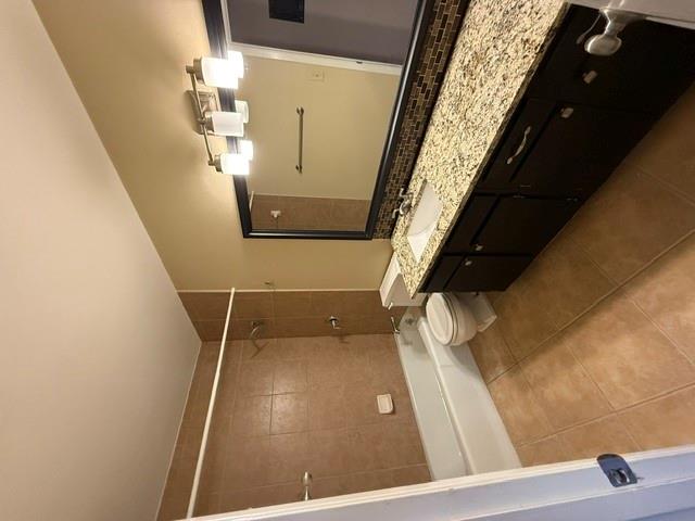 202 E 45th St #304 Property Photo 6