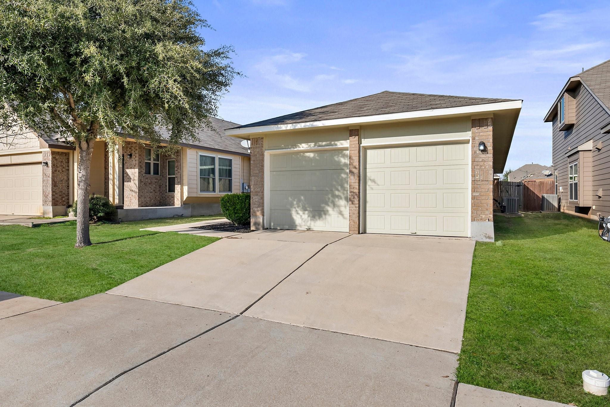 15210 Walcott Dr Property Photo 3
