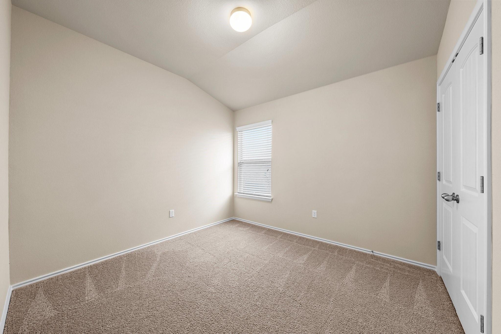 15210 Walcott Dr Property Photo 18
