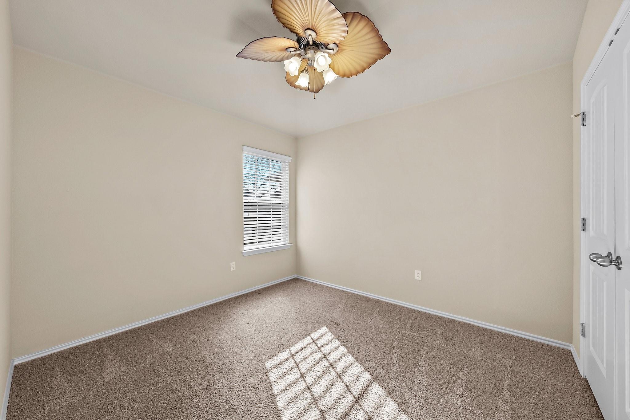 15210 Walcott Dr Property Photo 23