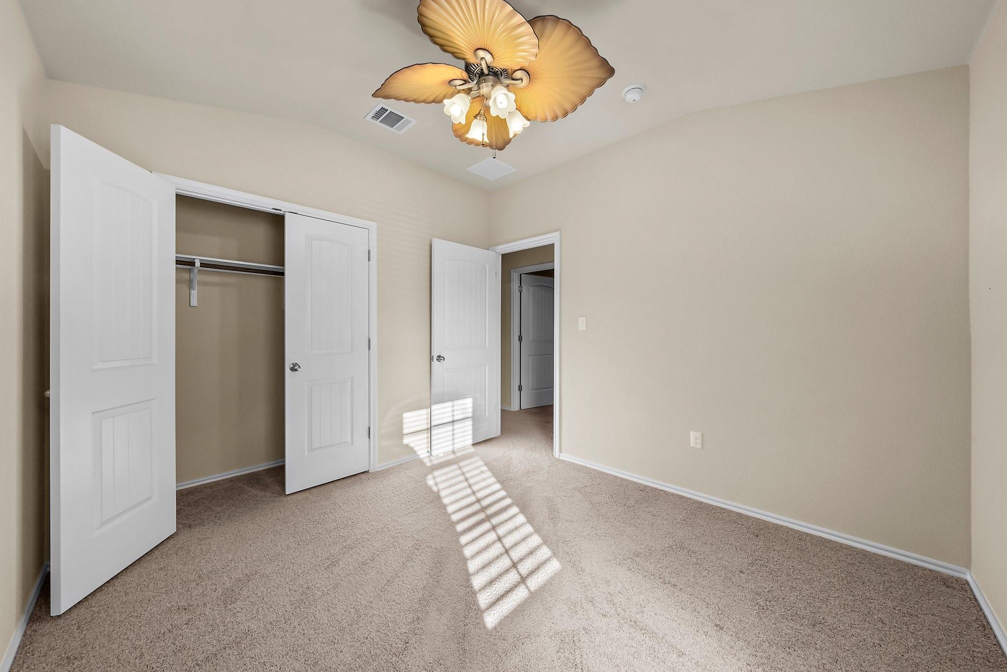 15210 Walcott Dr Property Photo 24