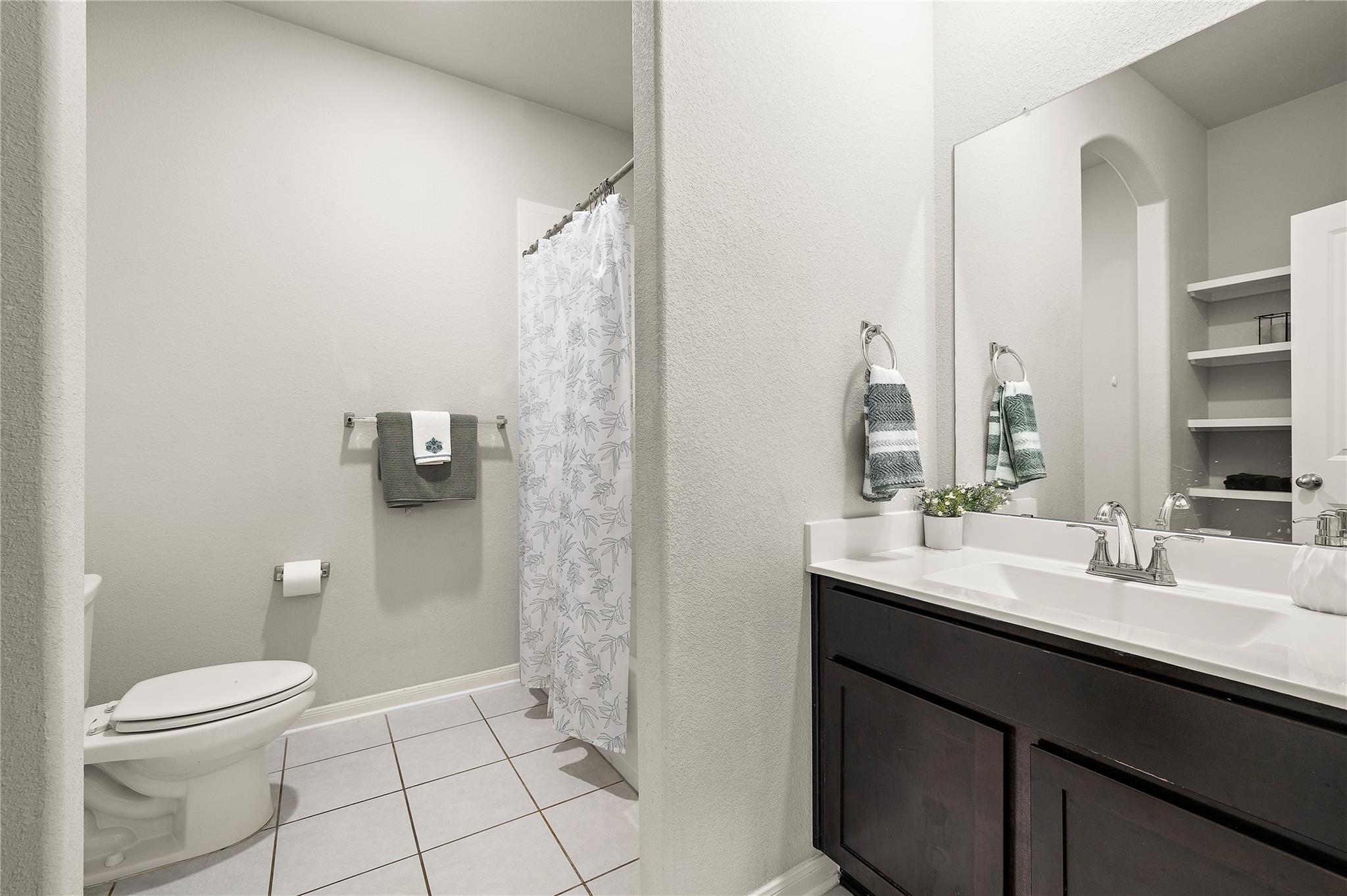521 Hendelson Ln Property Photo 26