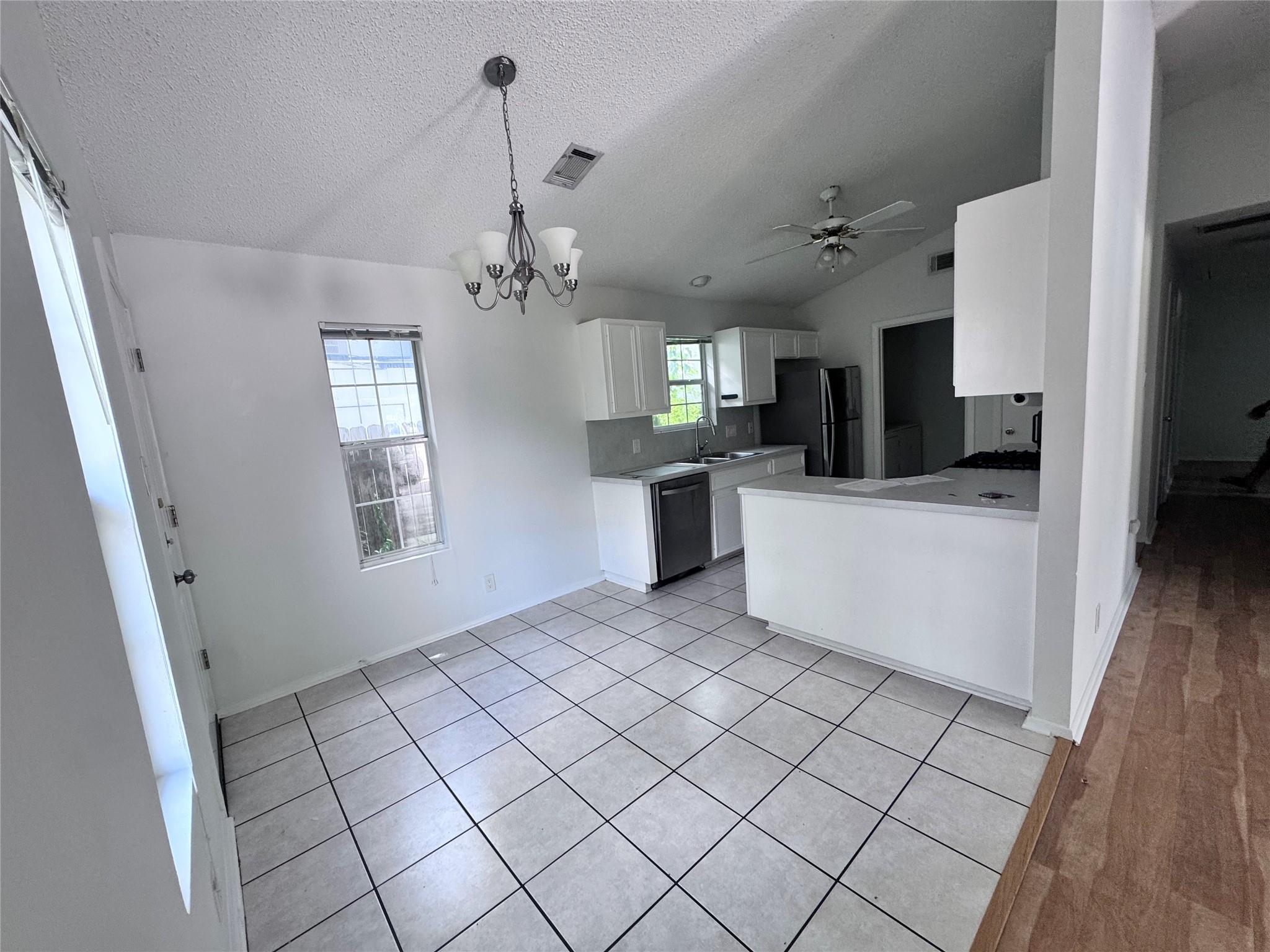 3709 Tom Green St #b Property Photo 2
