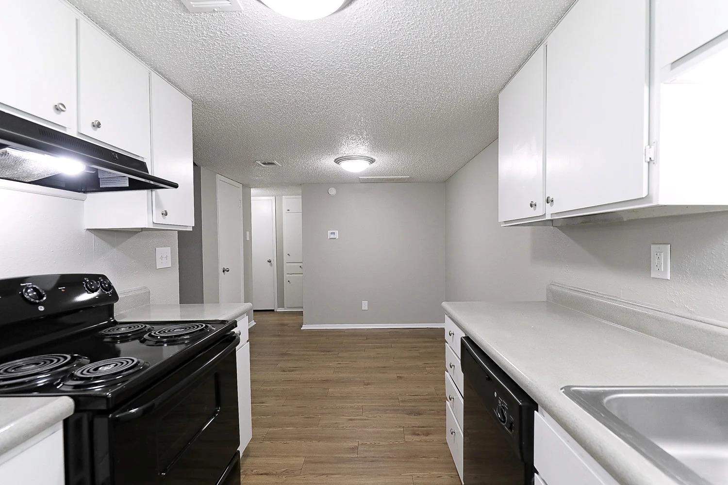 8100 N Mopac Expy #17-273 Property Photo 15