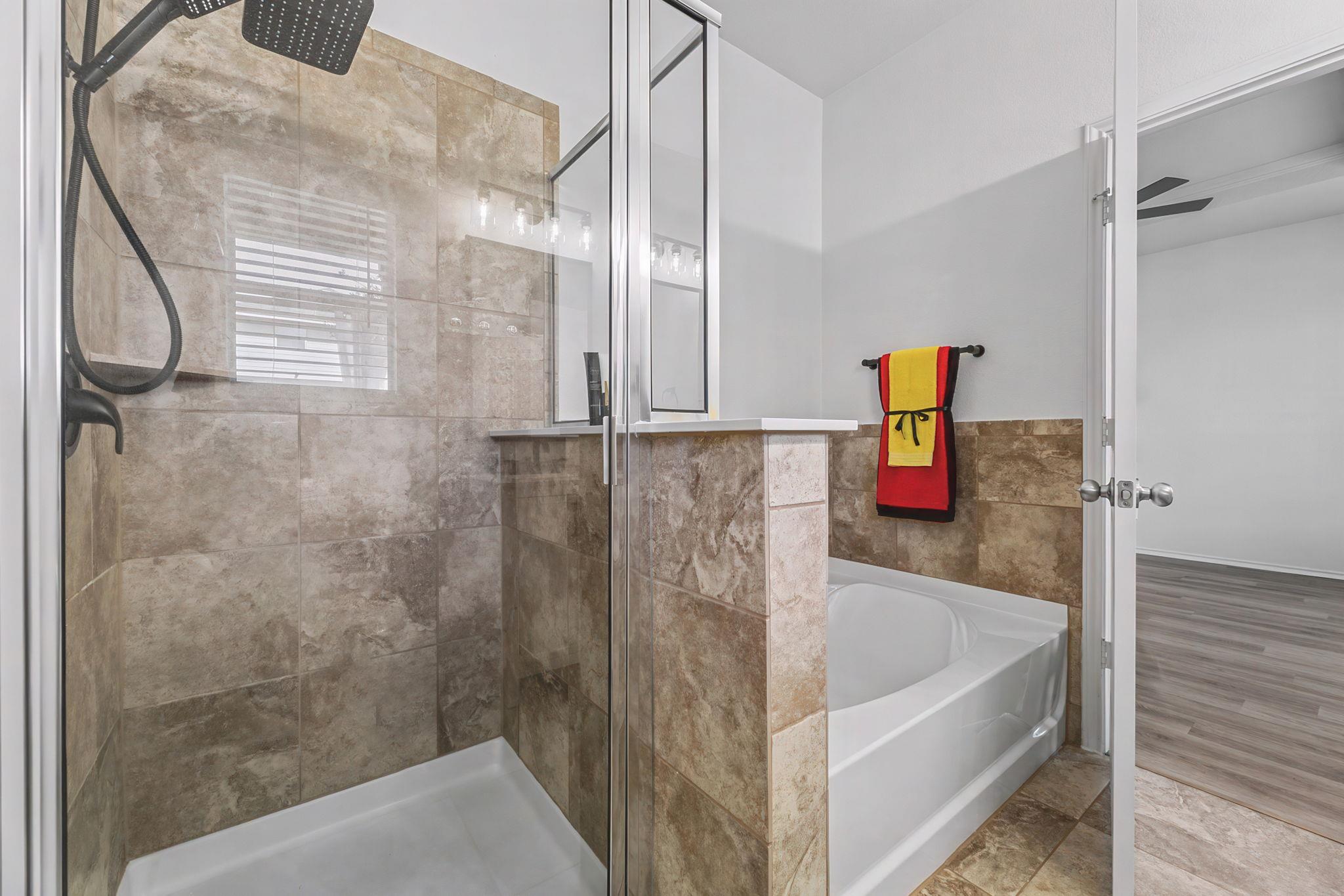 325 Stella Gold St Property Photo 17