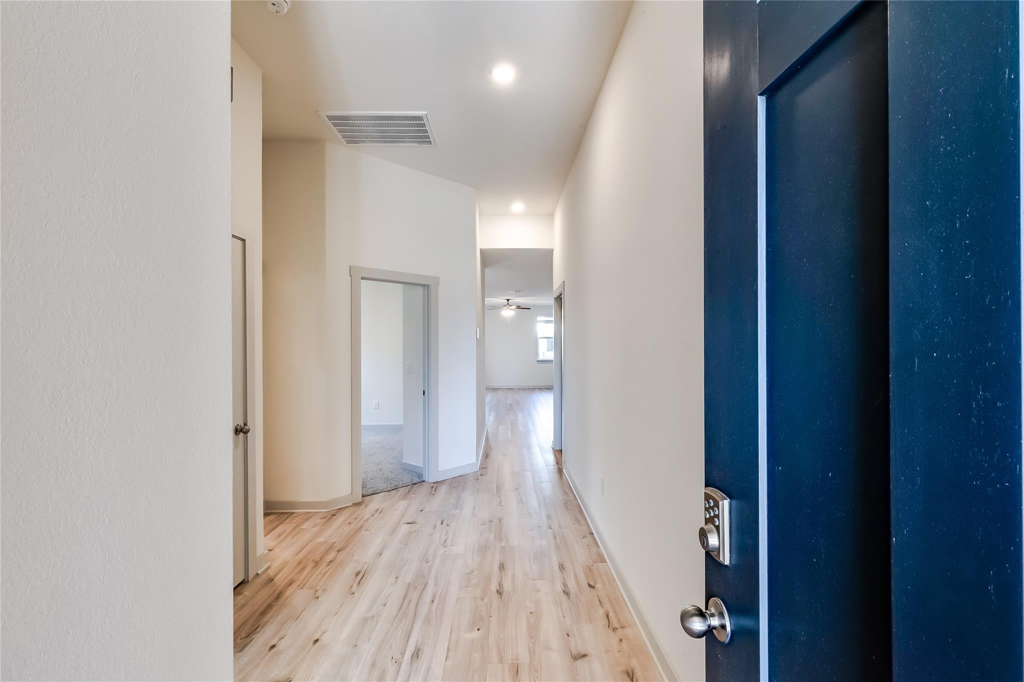 17304 Crownfield Path Property Photo 4