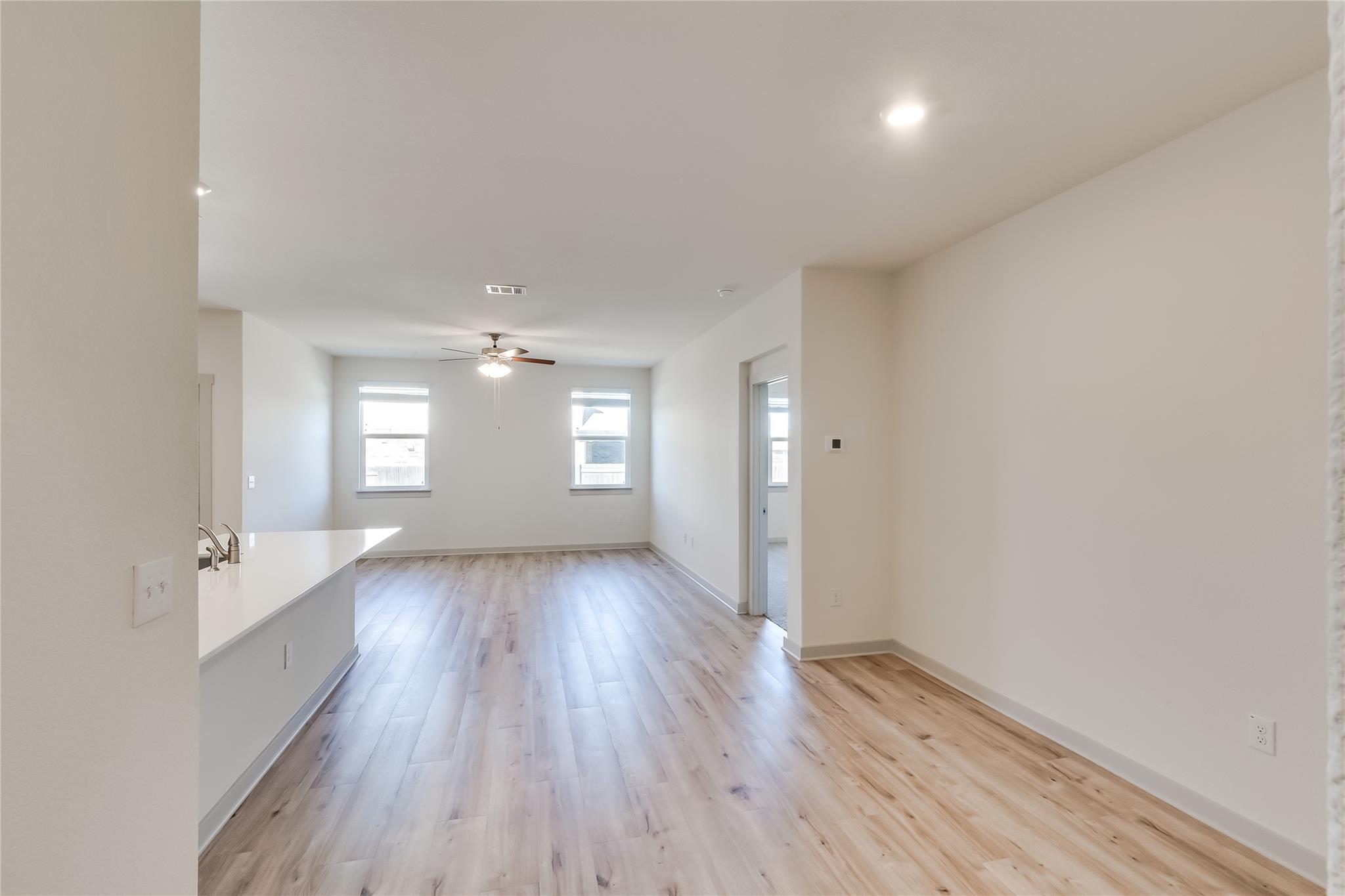 17304 Crownfield Path Property Photo 5
