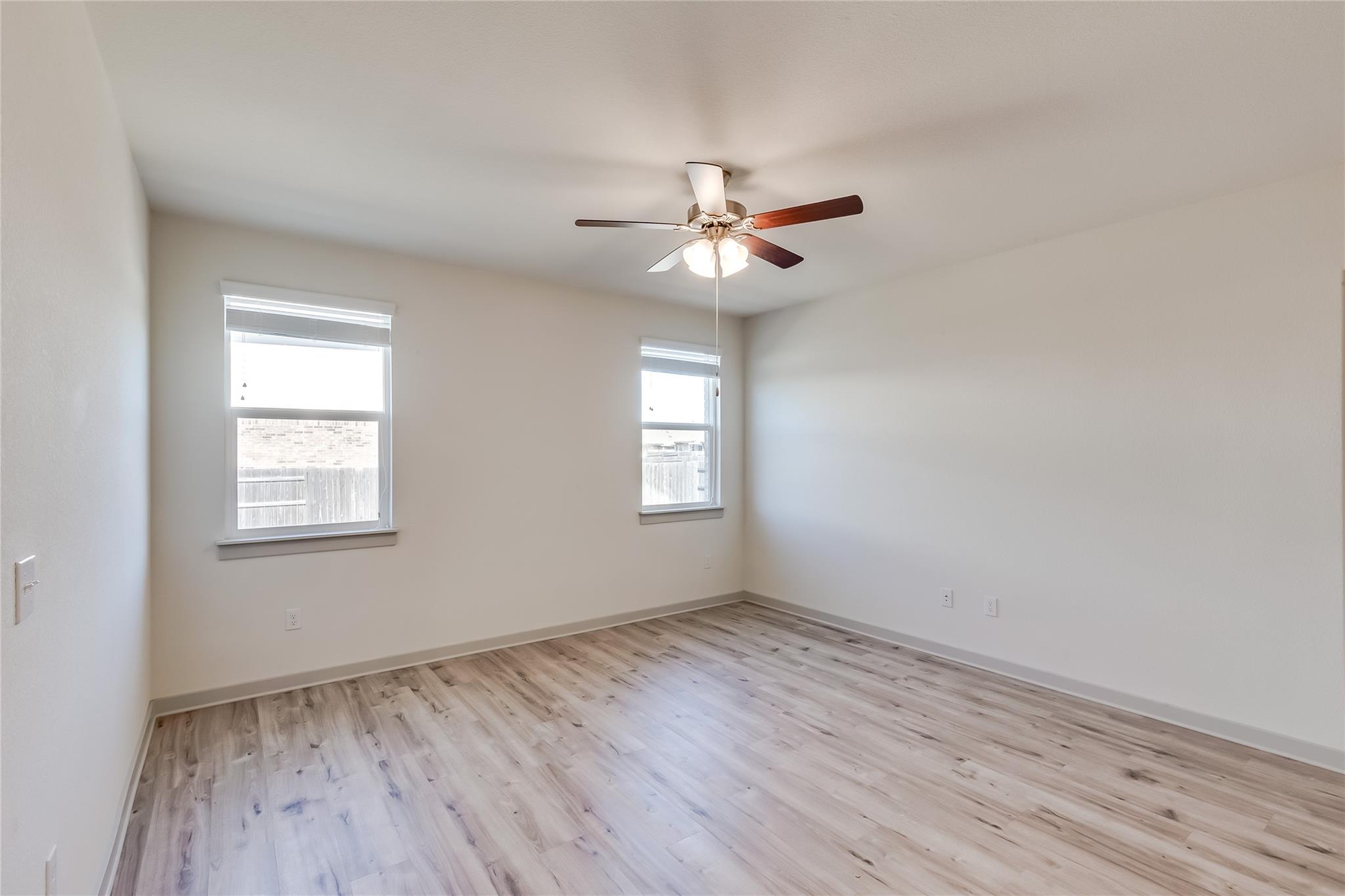 17304 Crownfield Path Property Photo 7