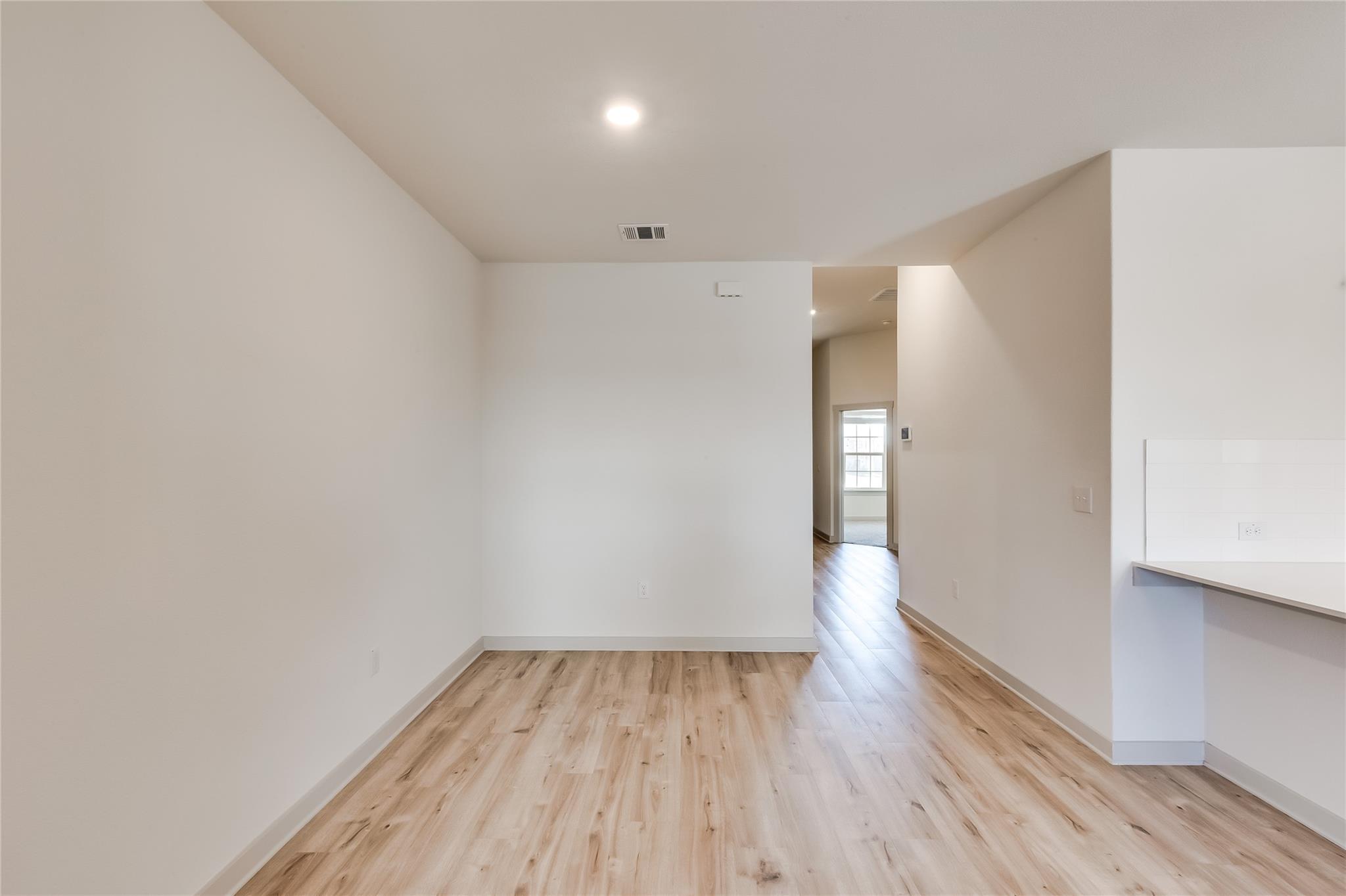 17304 Crownfield Path Property Photo 12