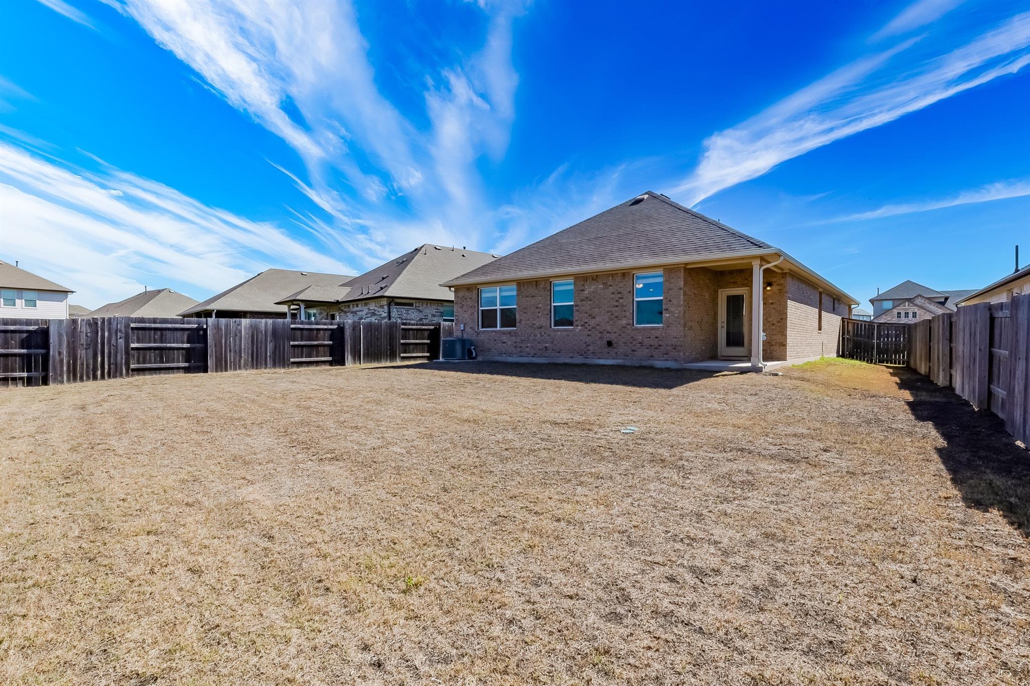 17304 Crownfield Path Property Photo 27