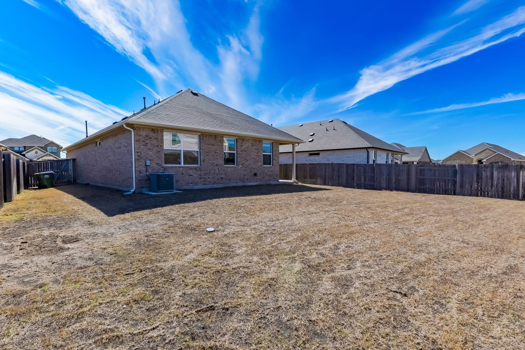 17304 Crownfield Path Property Photo 28