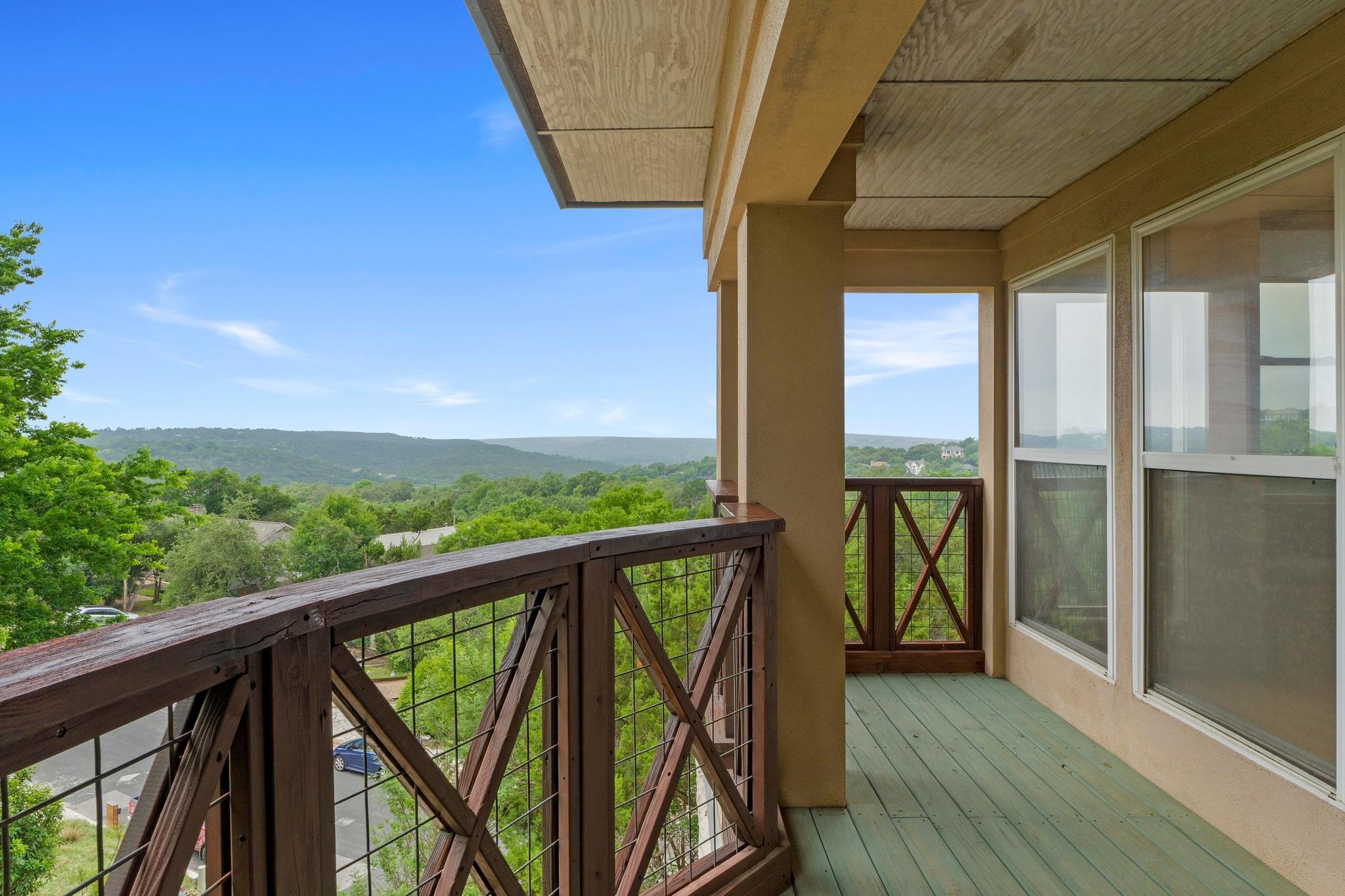 3800 Laurel Ledge Ln Property Photo 1