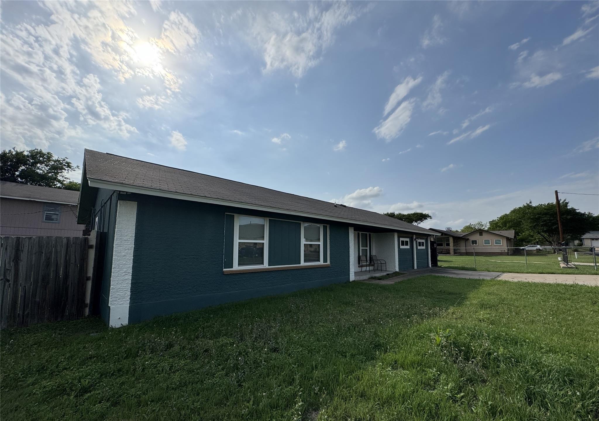 3520 Roanoke Dr Property Photo 32