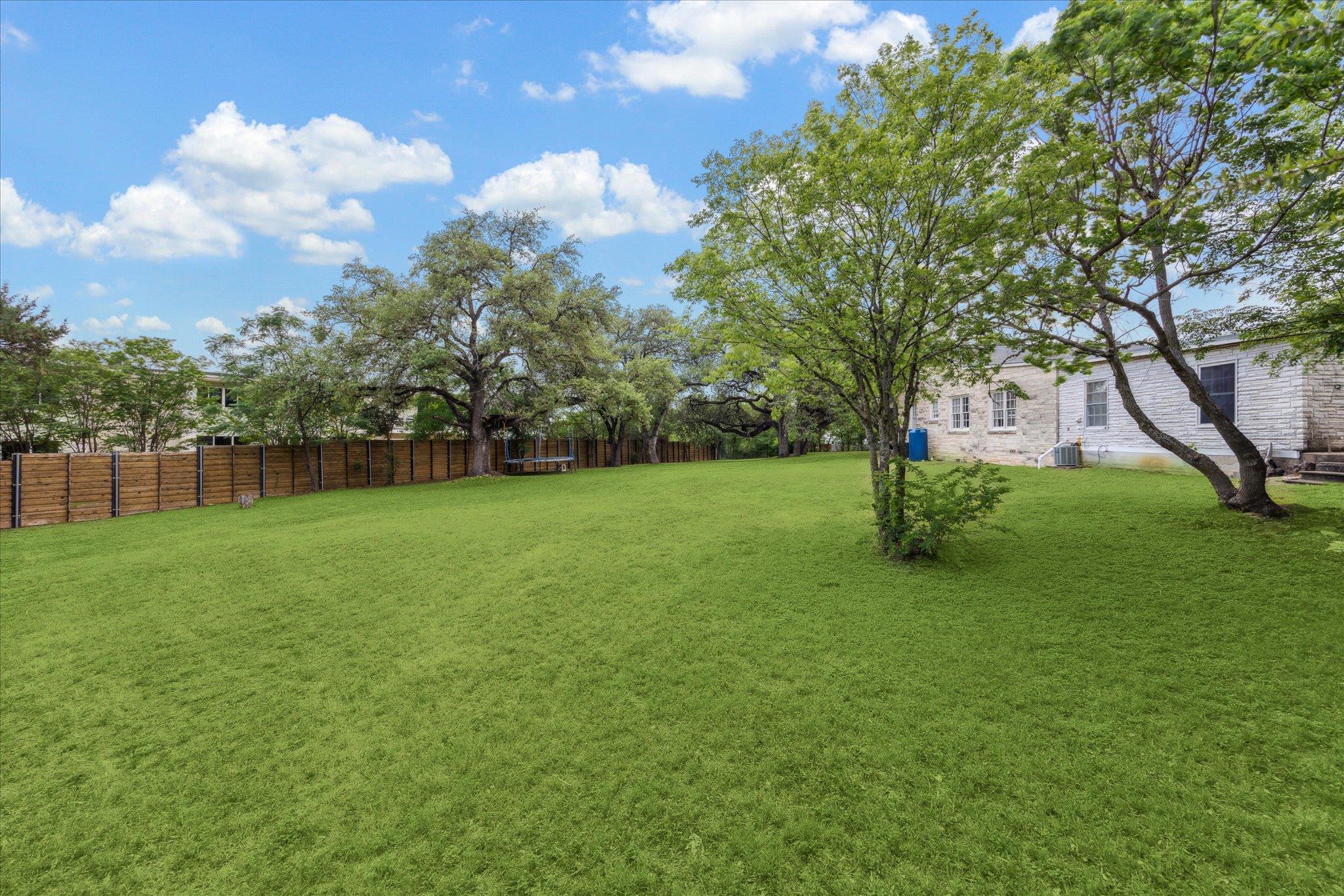 500 N North Bluff Dr Property Photo 14