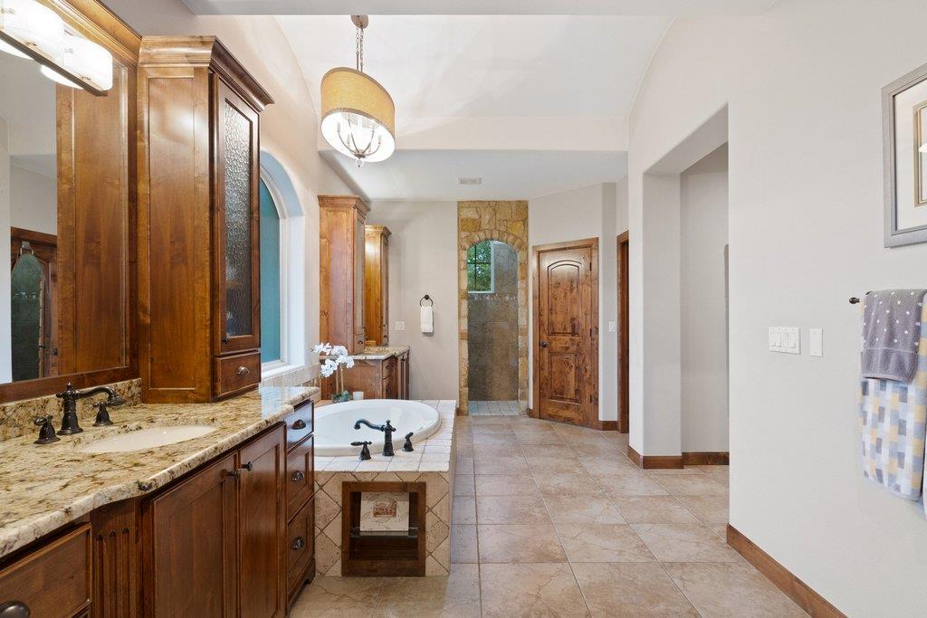 272 Whitney Woods Cir Property Photo 22
