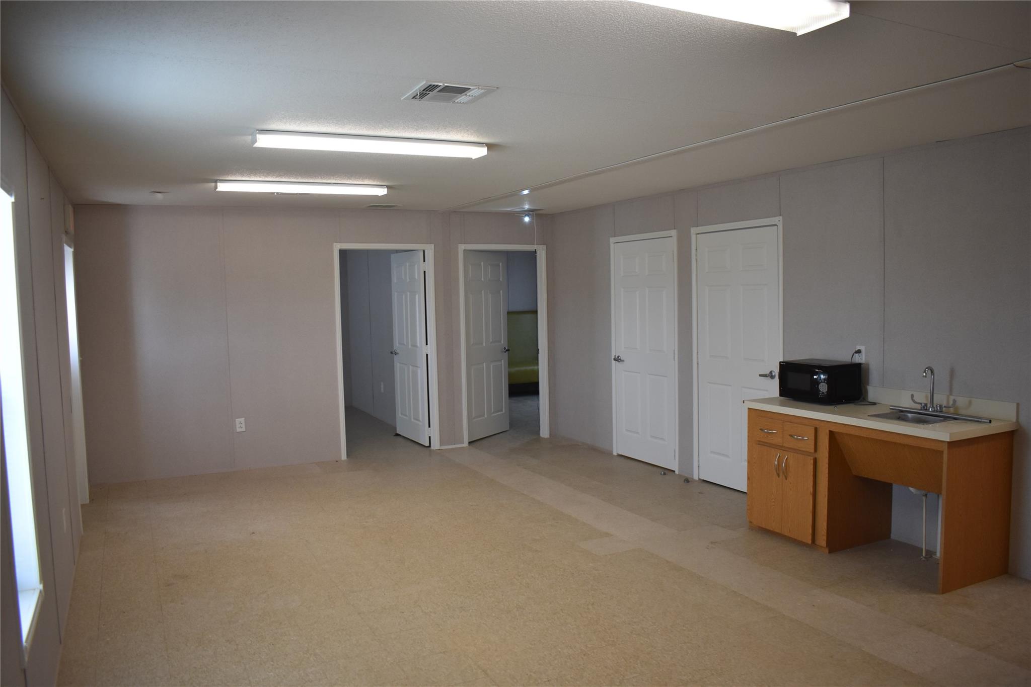 119 Lakeside Pass Property Photo 10
