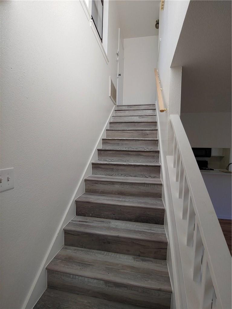 13353 Water Oak Ln #a Property Photo 6