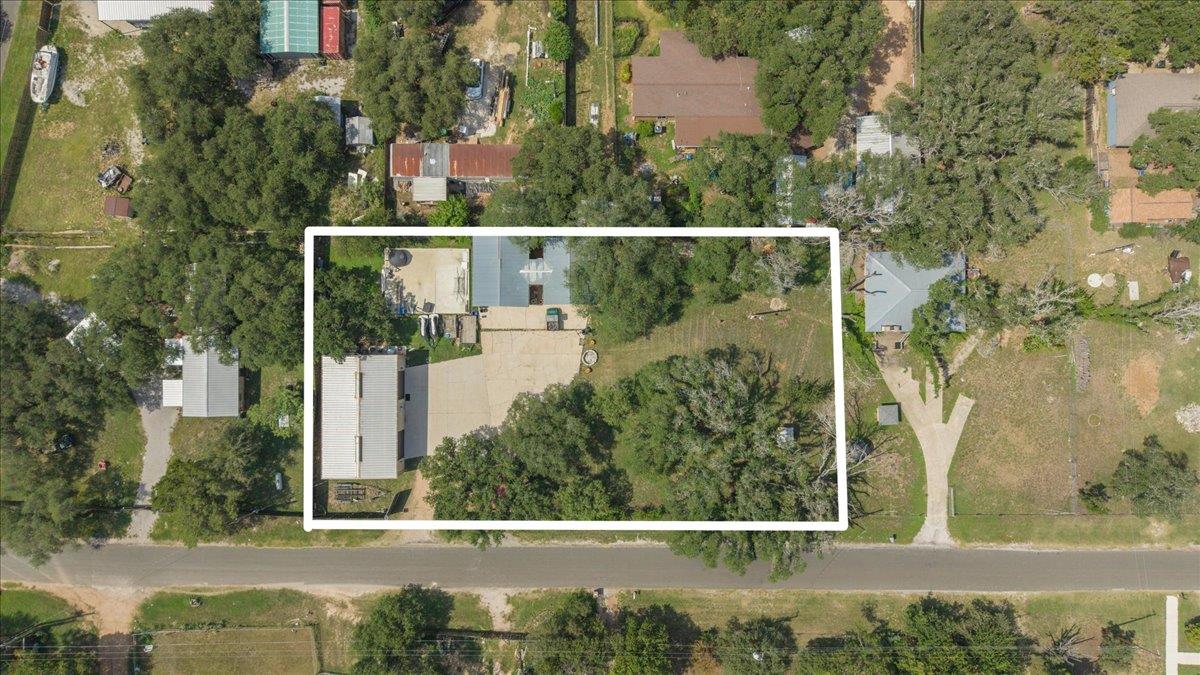 24705 Whitney Dr Property Photo 2