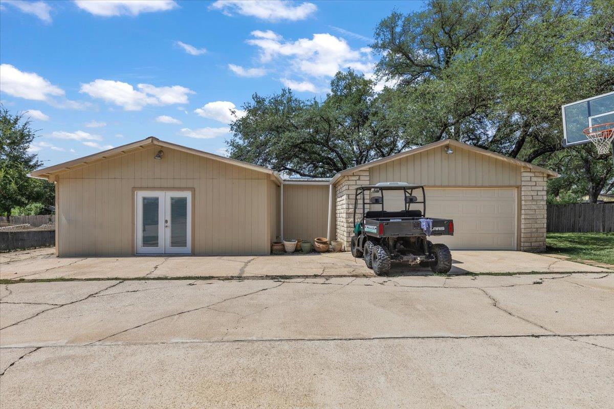 24705 Whitney Dr Property Photo 11
