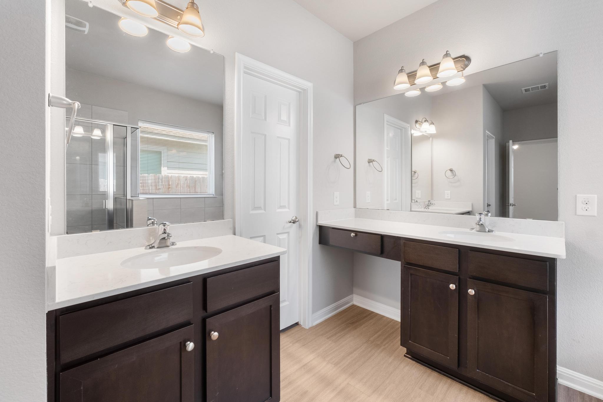 700 Fortrose Ter Property Photo 16