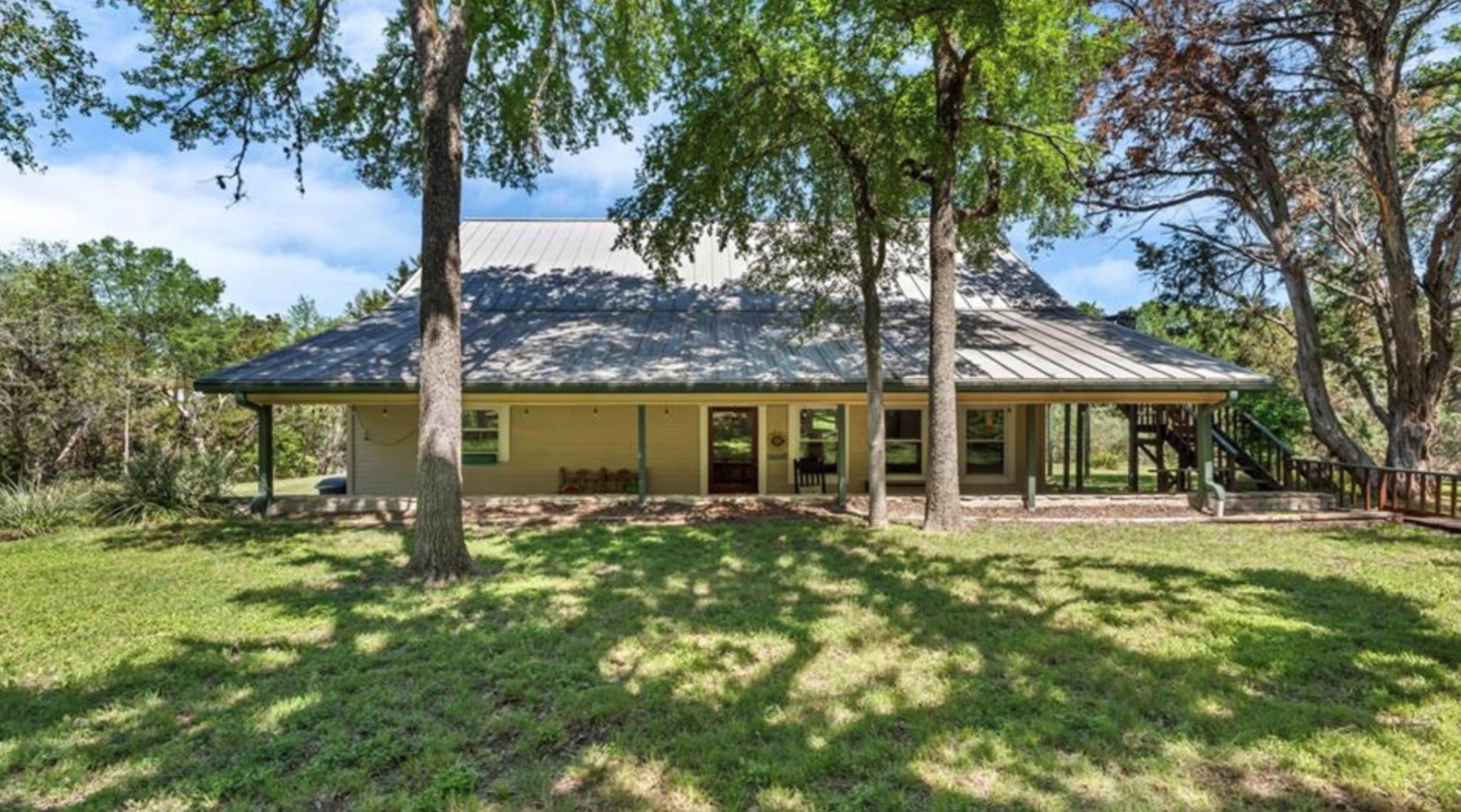 606 Deer Creek Cv Property Photo 2