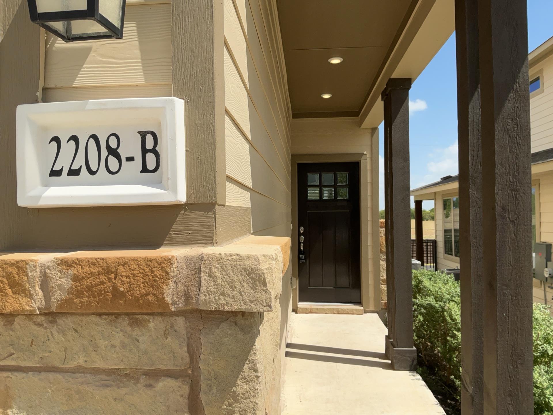 2208 Cornfield Dr #b Property Photo 2