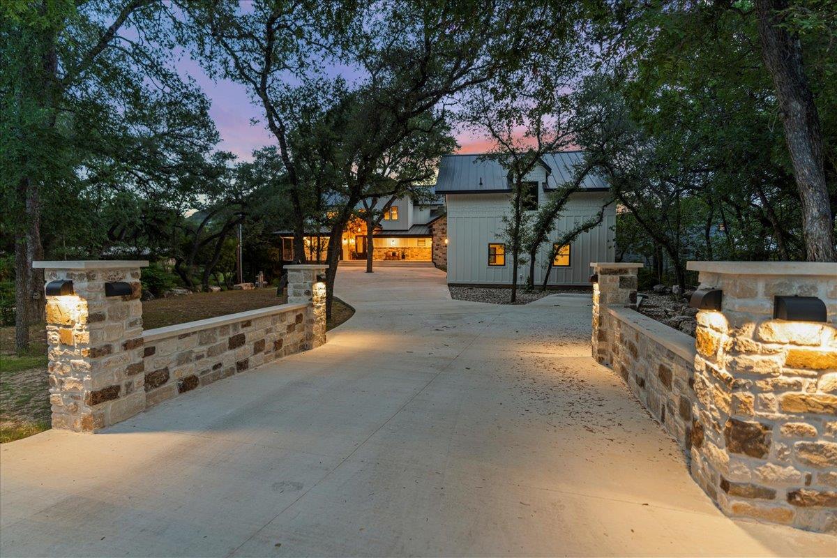 202 Hub Dr Property Photo 32