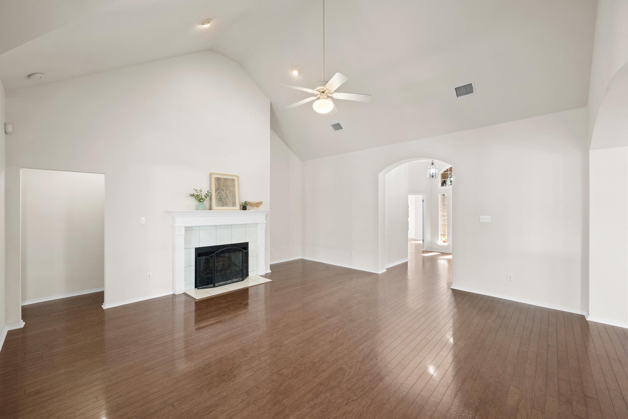 3600 Normandy Ridge Ln Property Photo 9