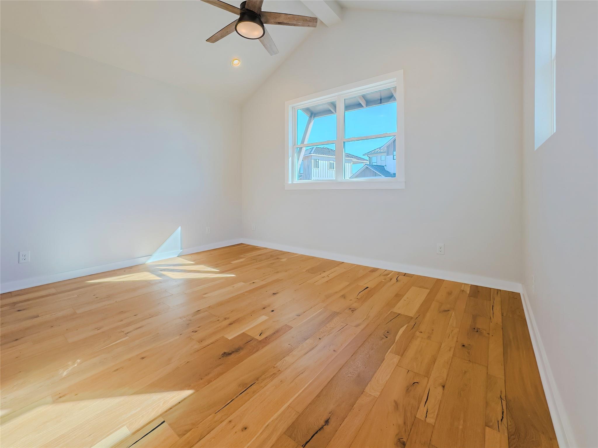 2404 Bruin Dr Property Photo 2