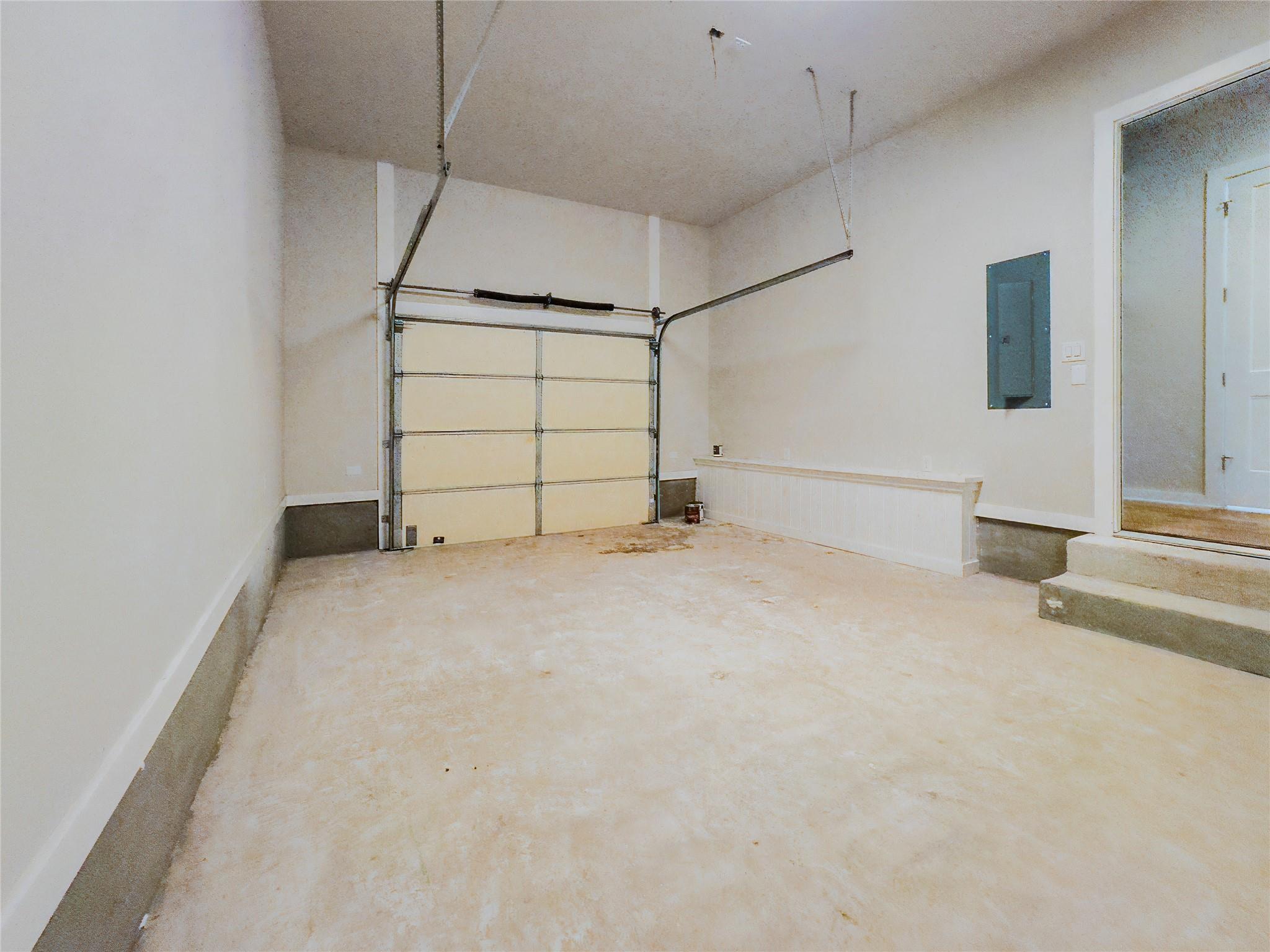 2404 Bruin Dr Property Photo 17