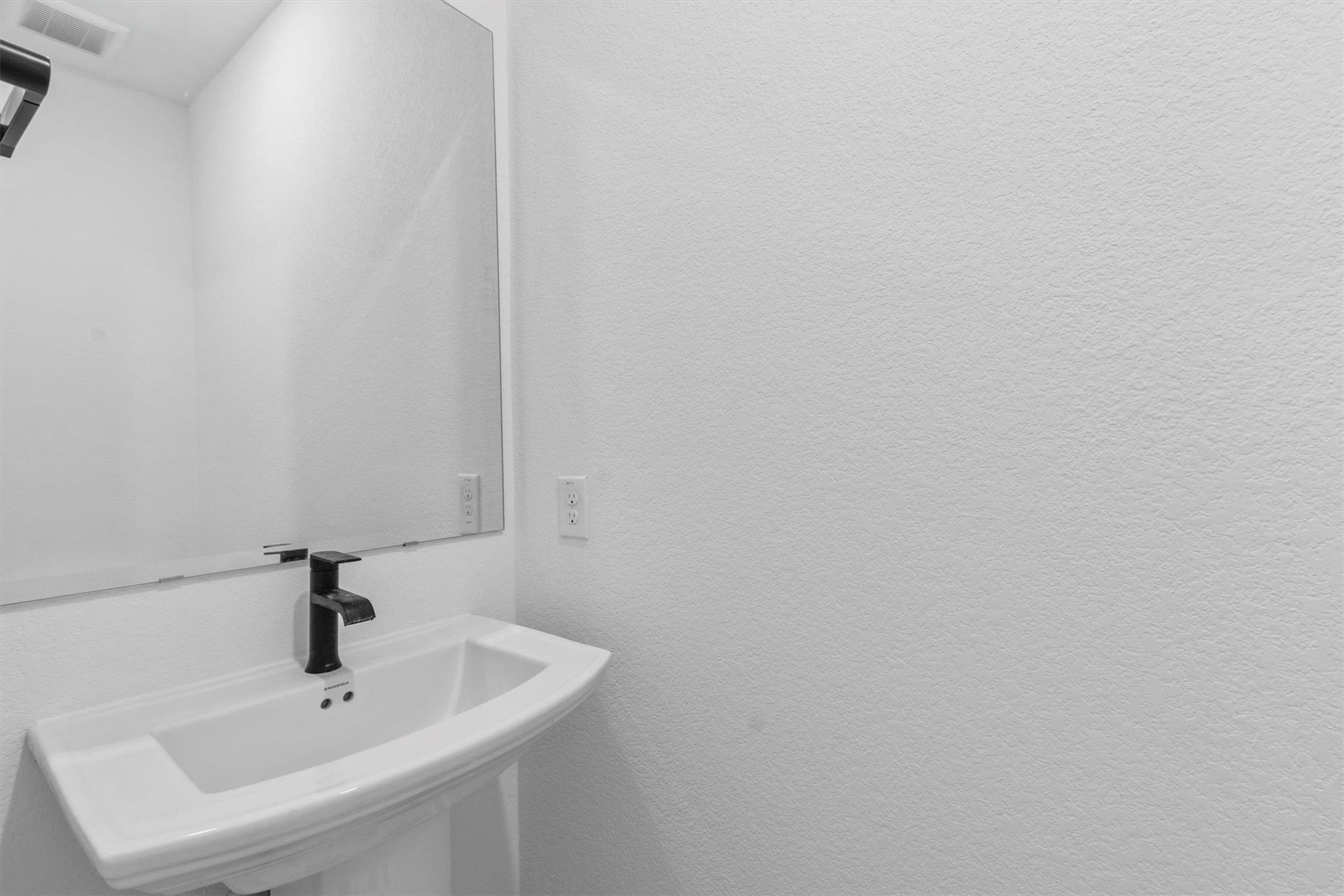 547 Billowing Way Property Photo 5