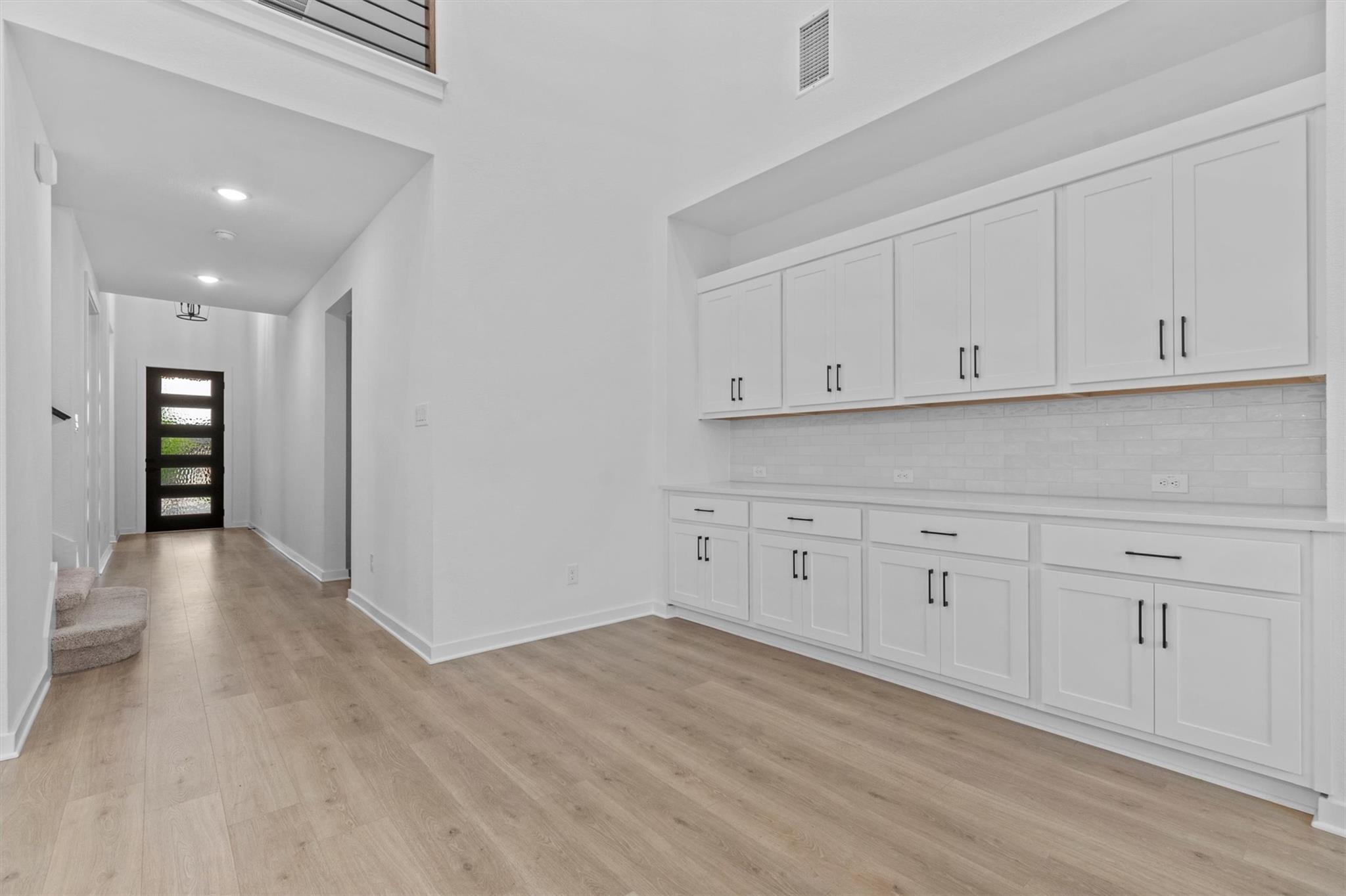547 Billowing Way Property Photo 11