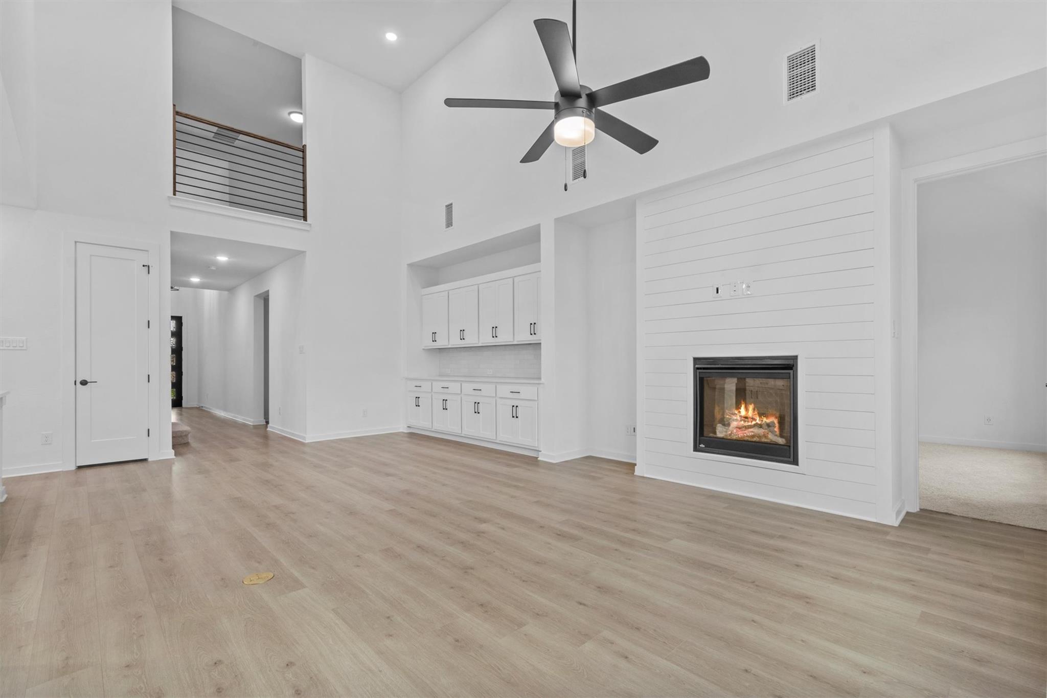 547 Billowing Way Property Photo 13