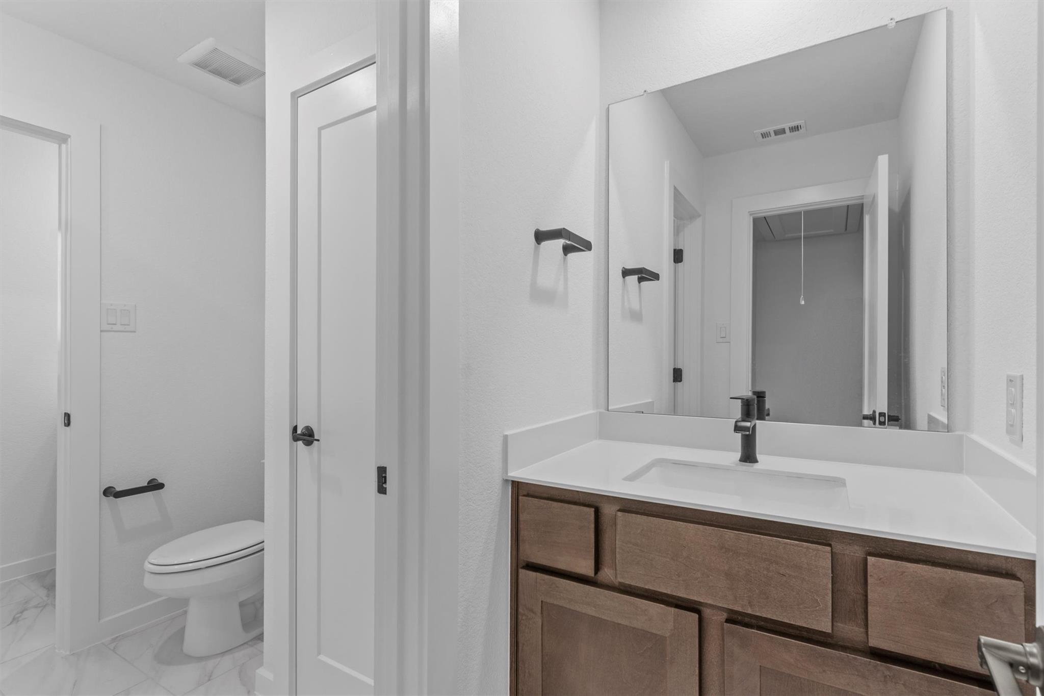 547 Billowing Way Property Photo 32