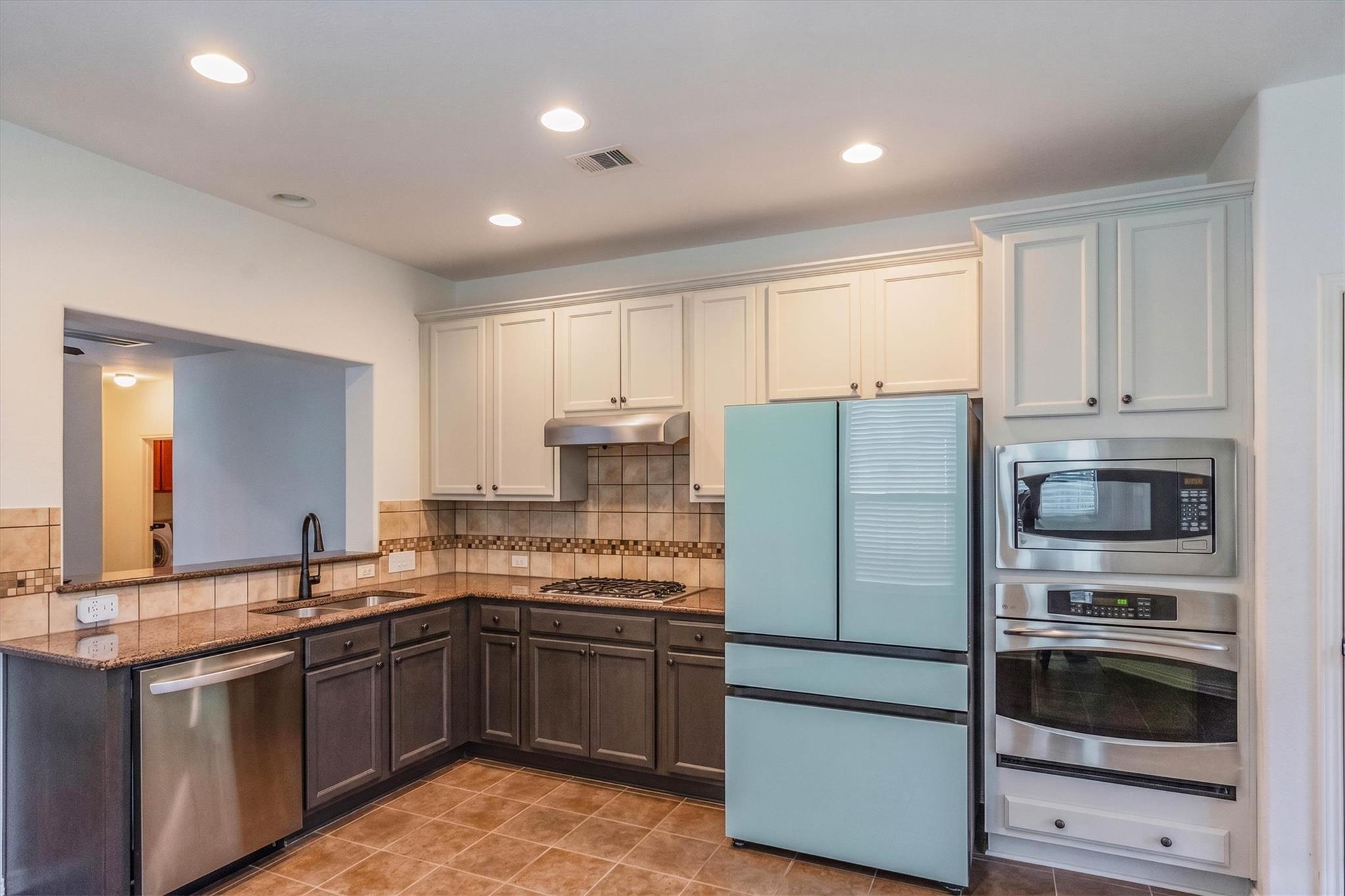 7320 Colina Vista Loop #b Property Photo 9