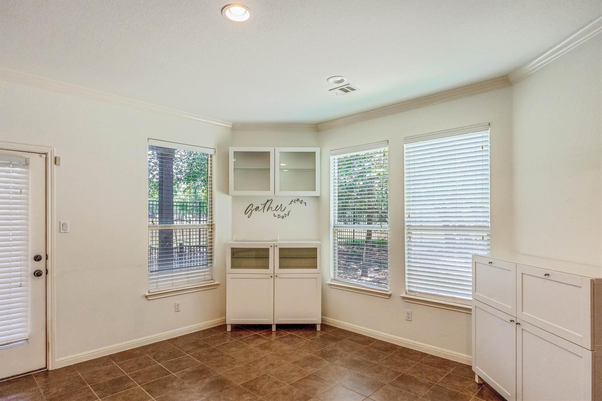 7320 Colina Vista Loop #b Property Photo 12